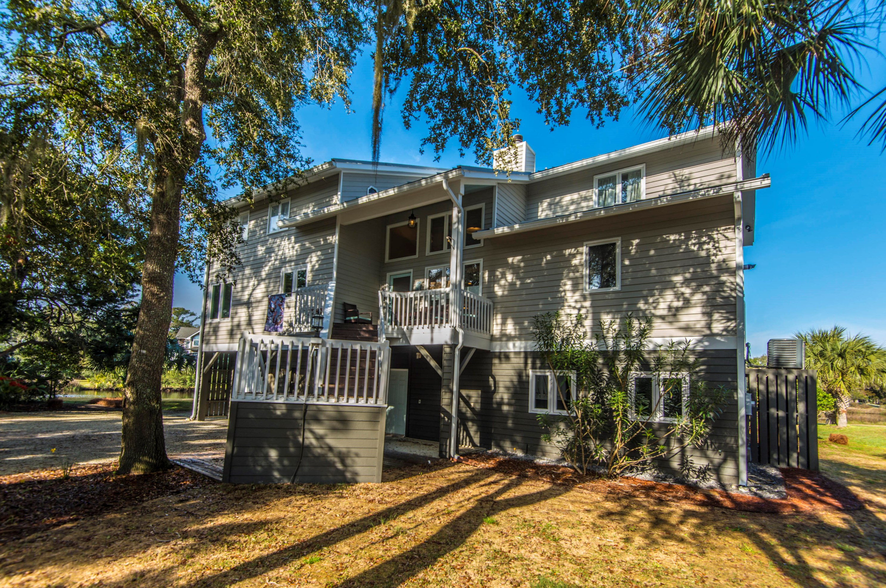 67 Barony Ct, Edisto, SC 29438-3616