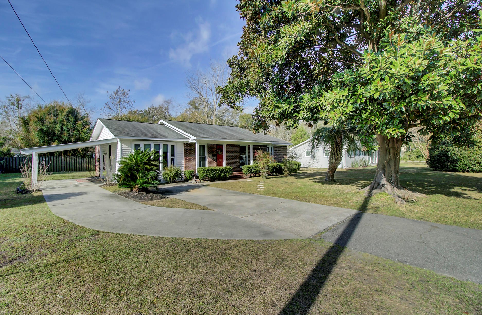 1313 Lonnie Cir, Mount Pleasant, SC 29464-4521