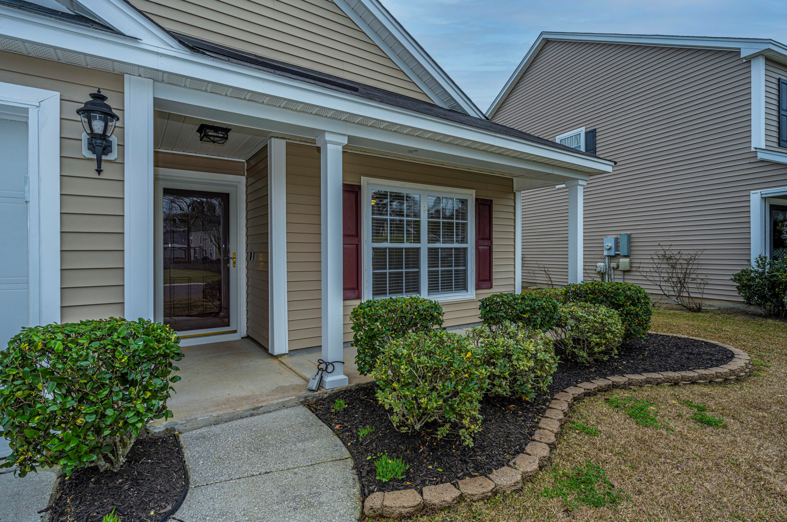 1304 Hibiscus Dr, Charleston, SC 29410-4764