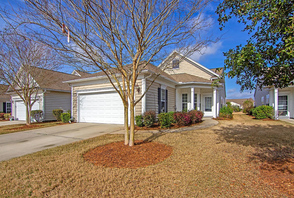 174 Sea Lavender Ln, Summerville, SC 29483-5389