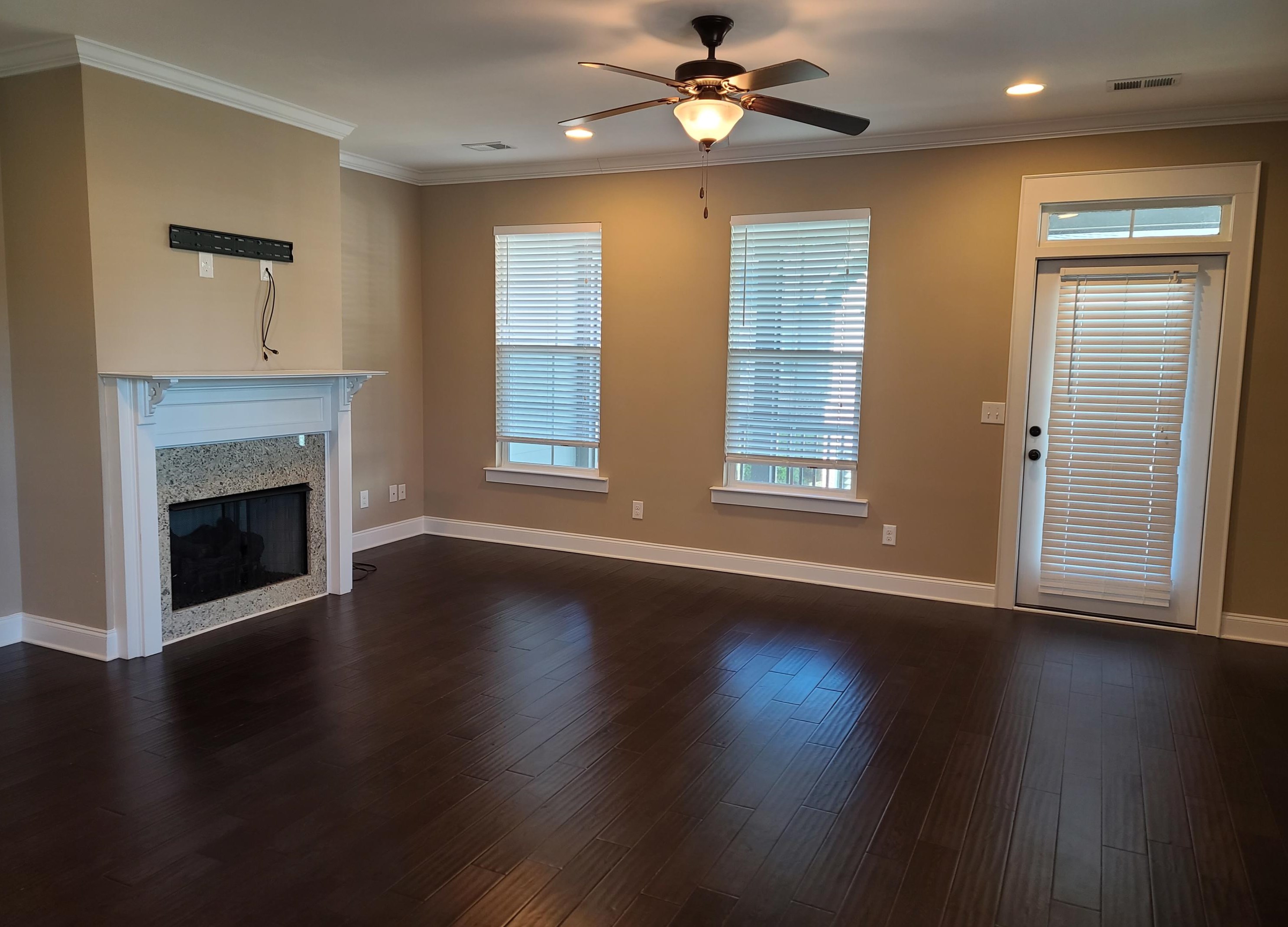 140 Slipper Shell Ct, Mount Pleasant, SC 29464