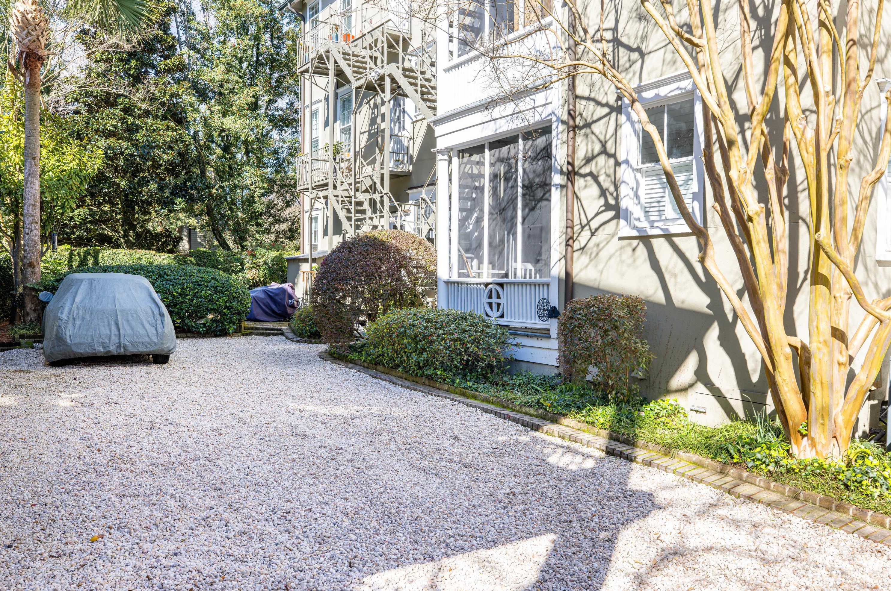 139 Tradd St, Charleston SC  29401-2459 exterior