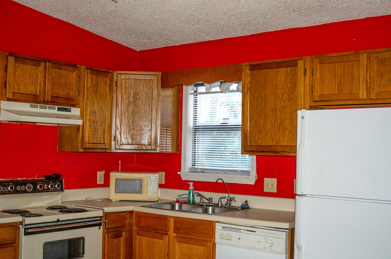 3925 Catherine St, Edisto, SC 29438-3405