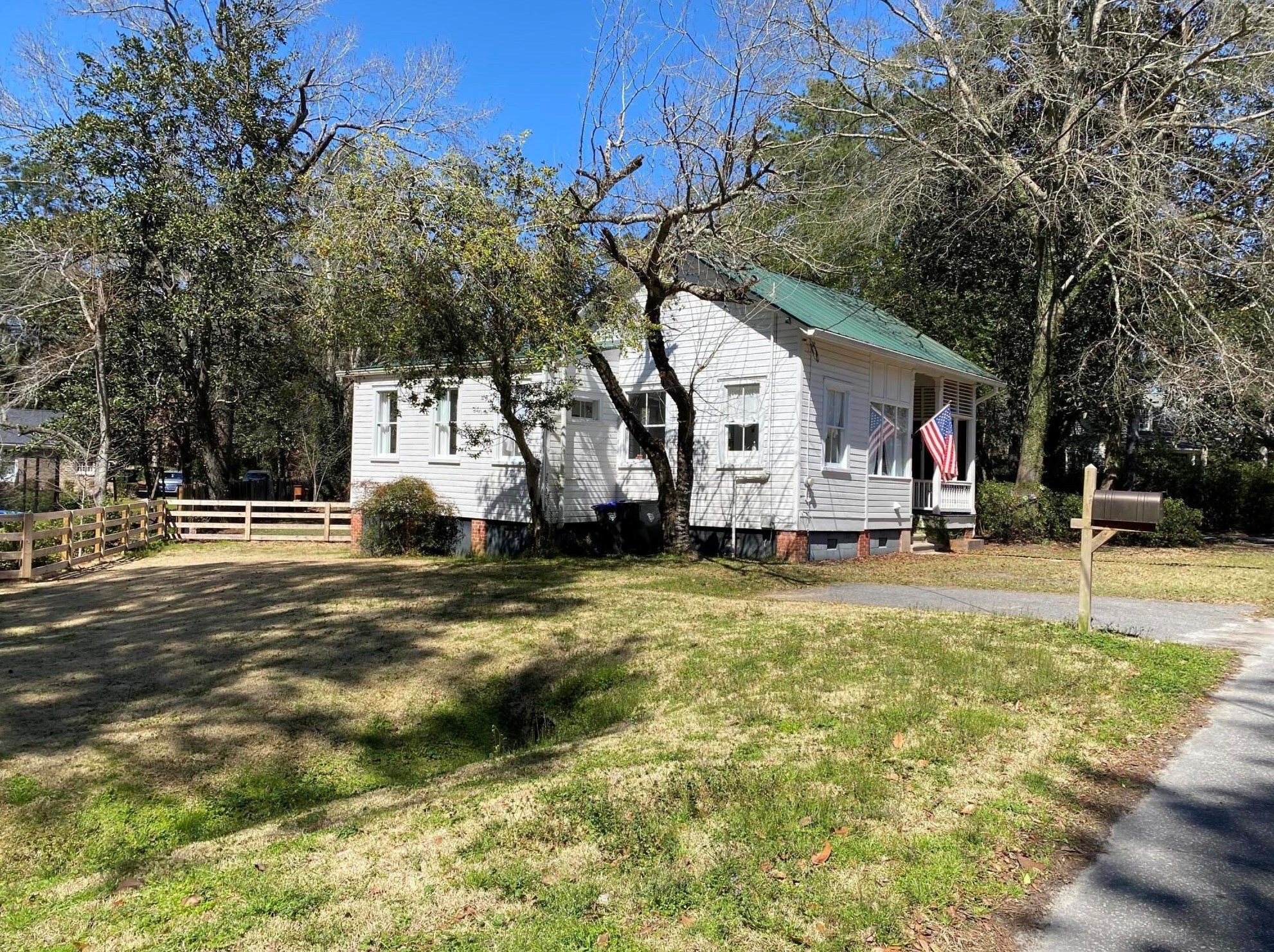 114 Linwood Ln, Summerville, SC 29483-4327