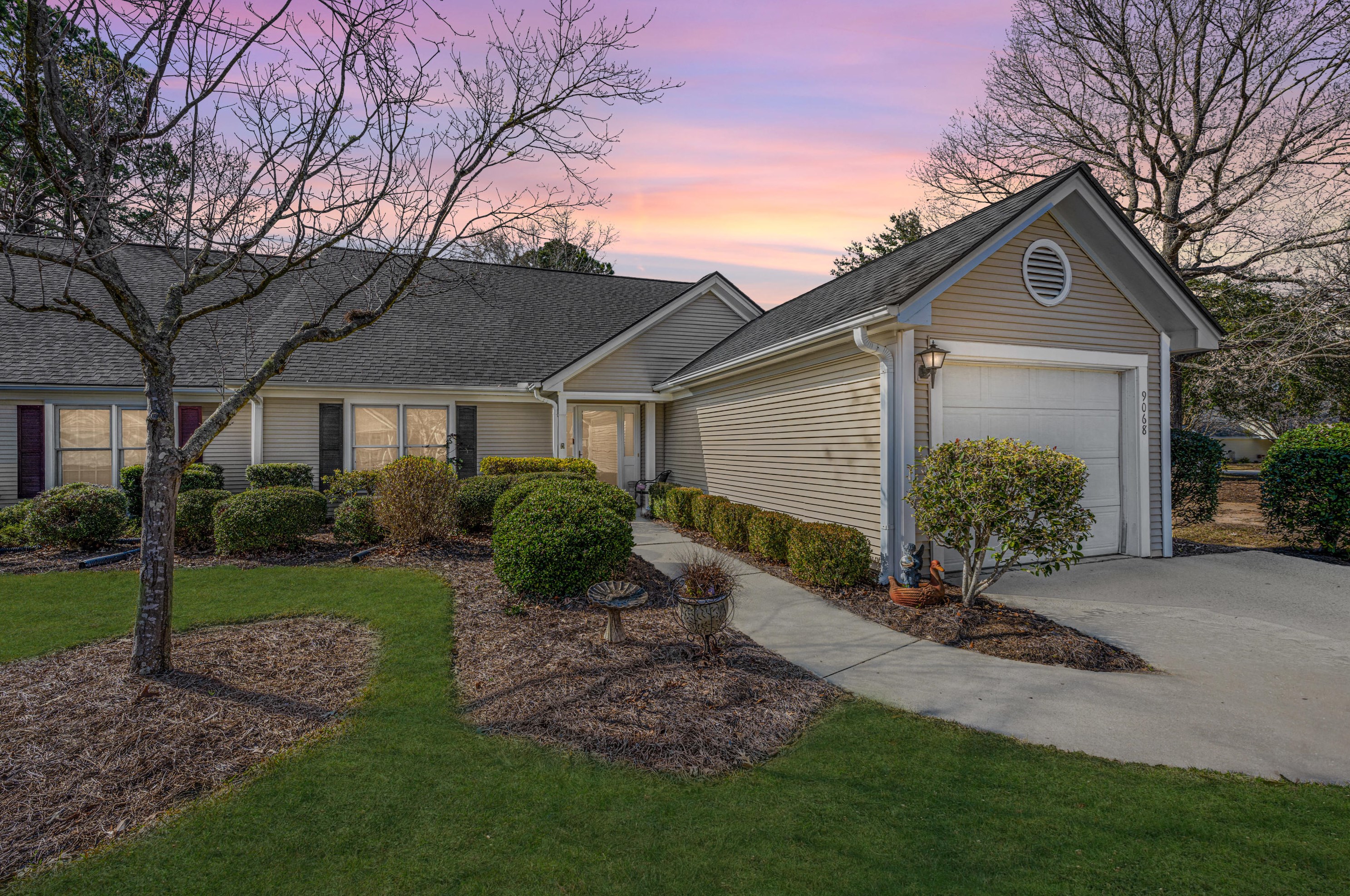 9068 Delancey Cir, Charleston, SC 29406-9160