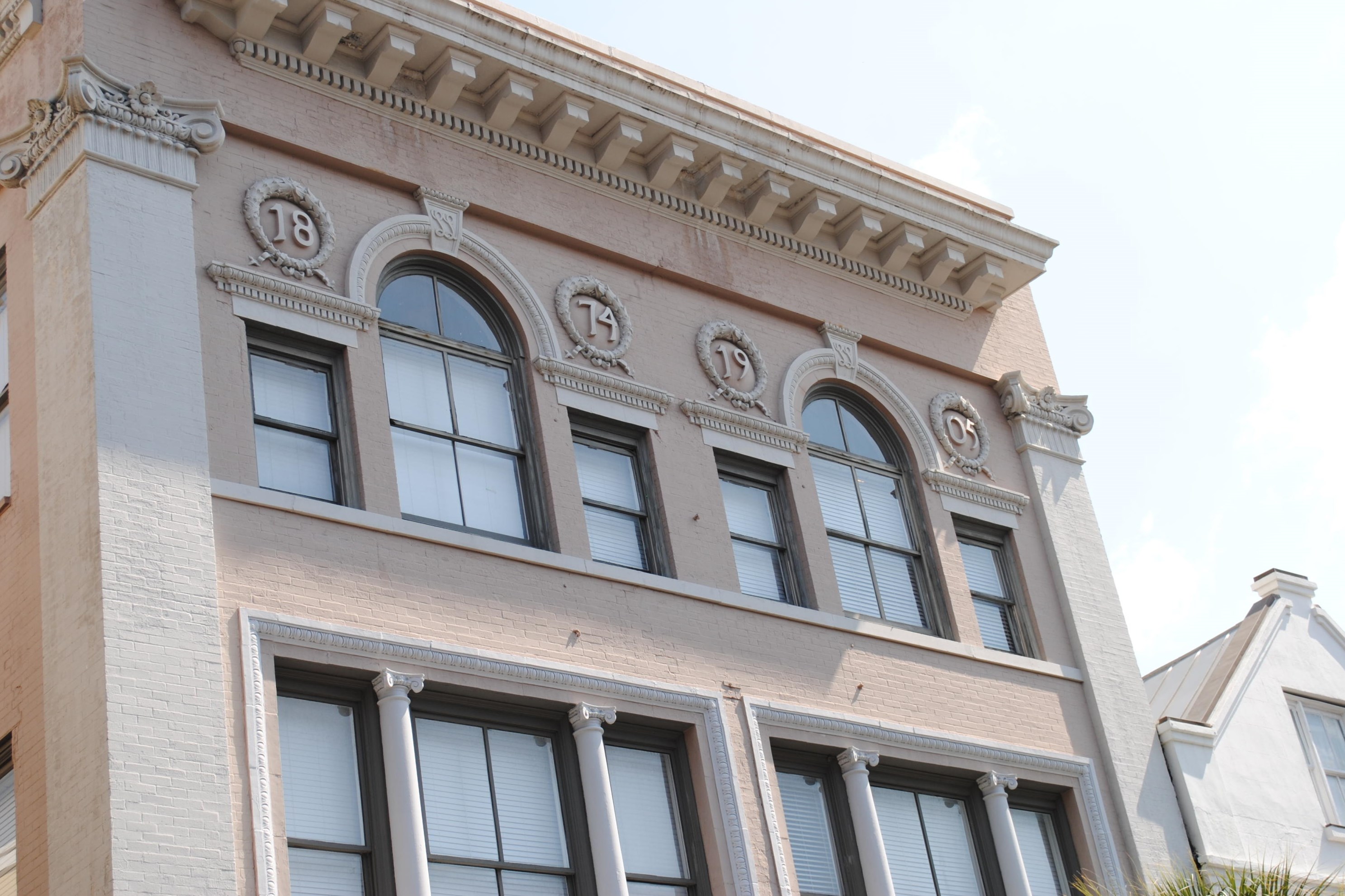 360 King St #305, Charleston, SC 29401