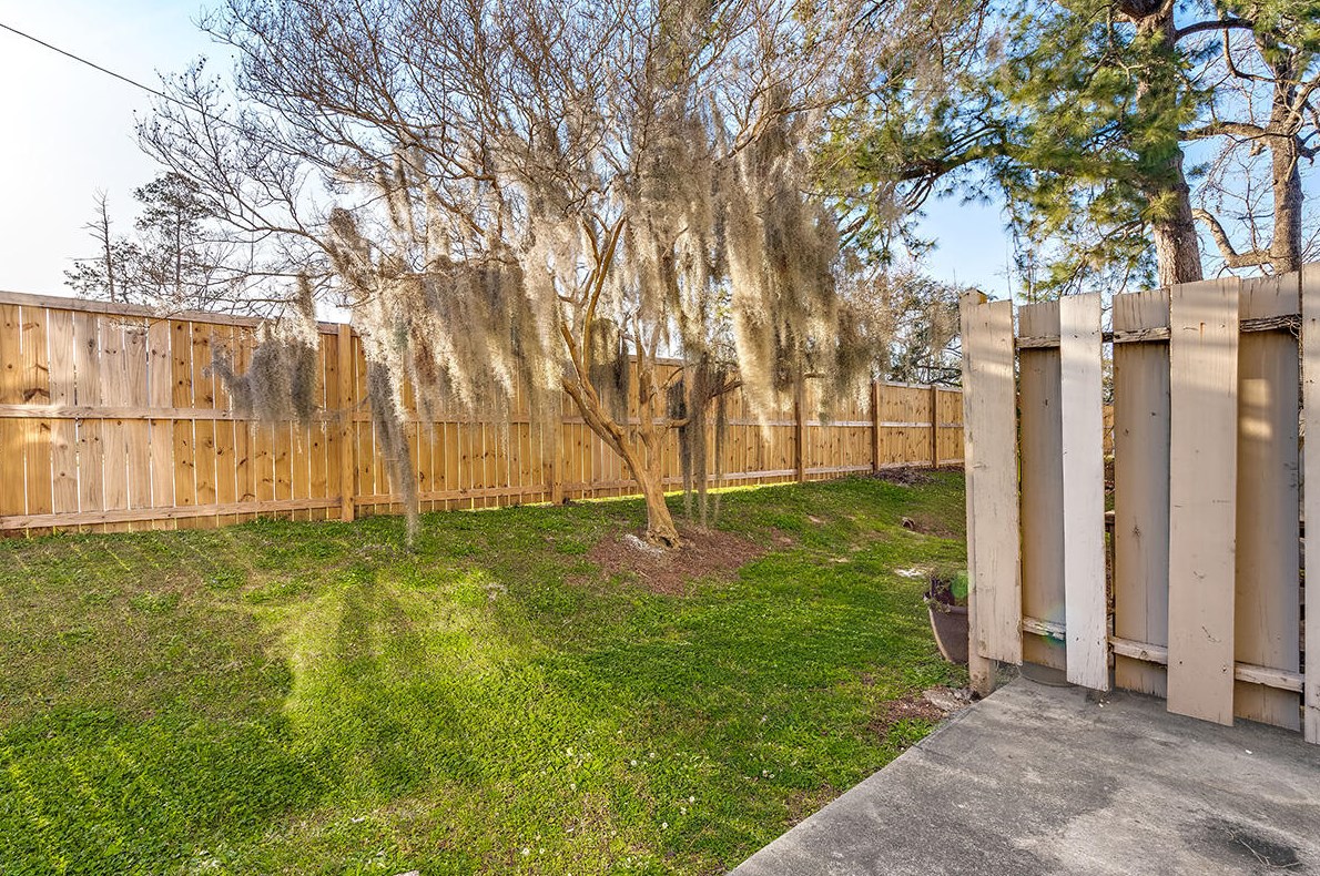 2362 Parsonage Rd, Charleston SC 29414-6310 exterior