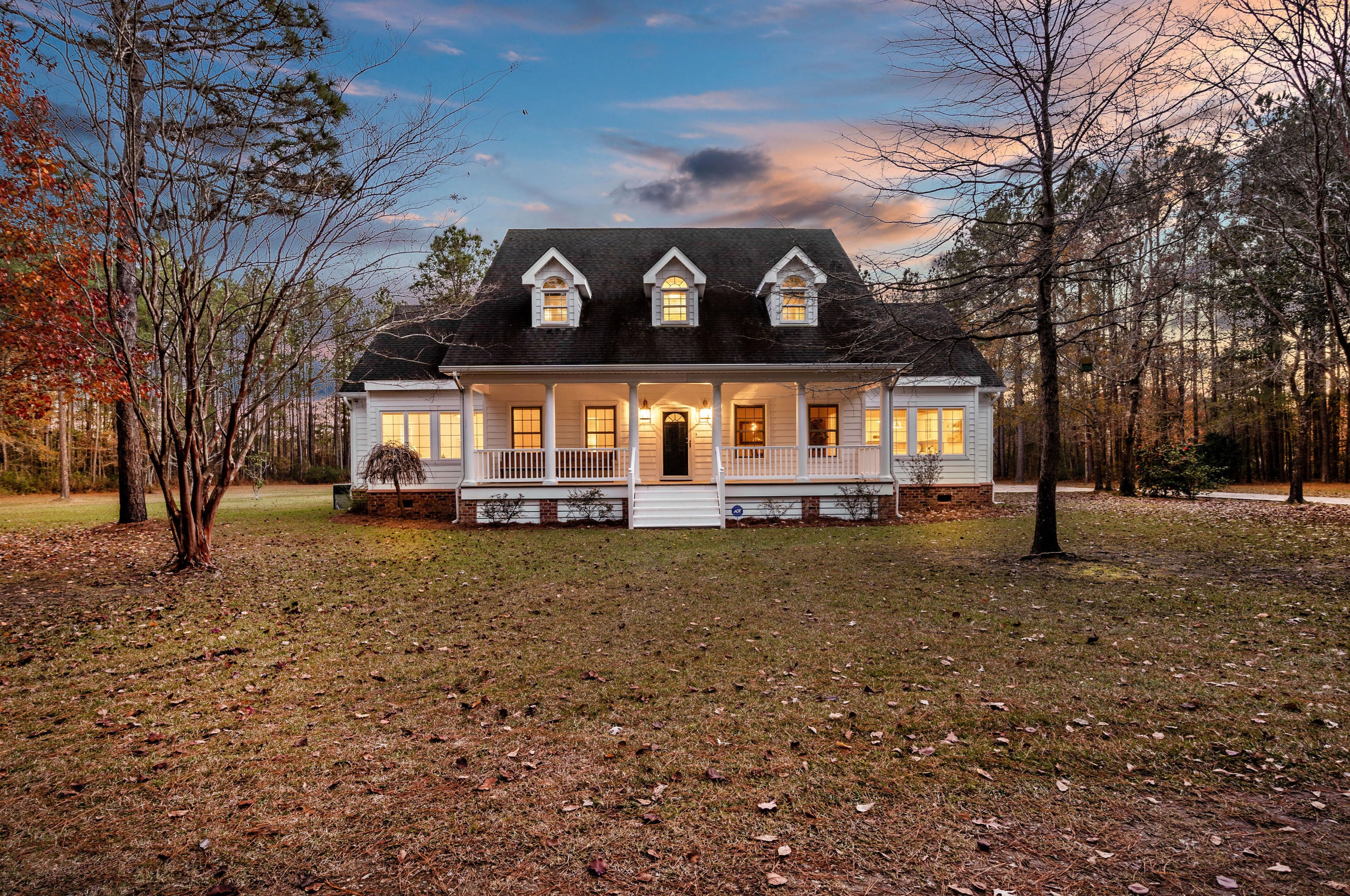 751 Deerhaven Ct, Huger, SC 29450