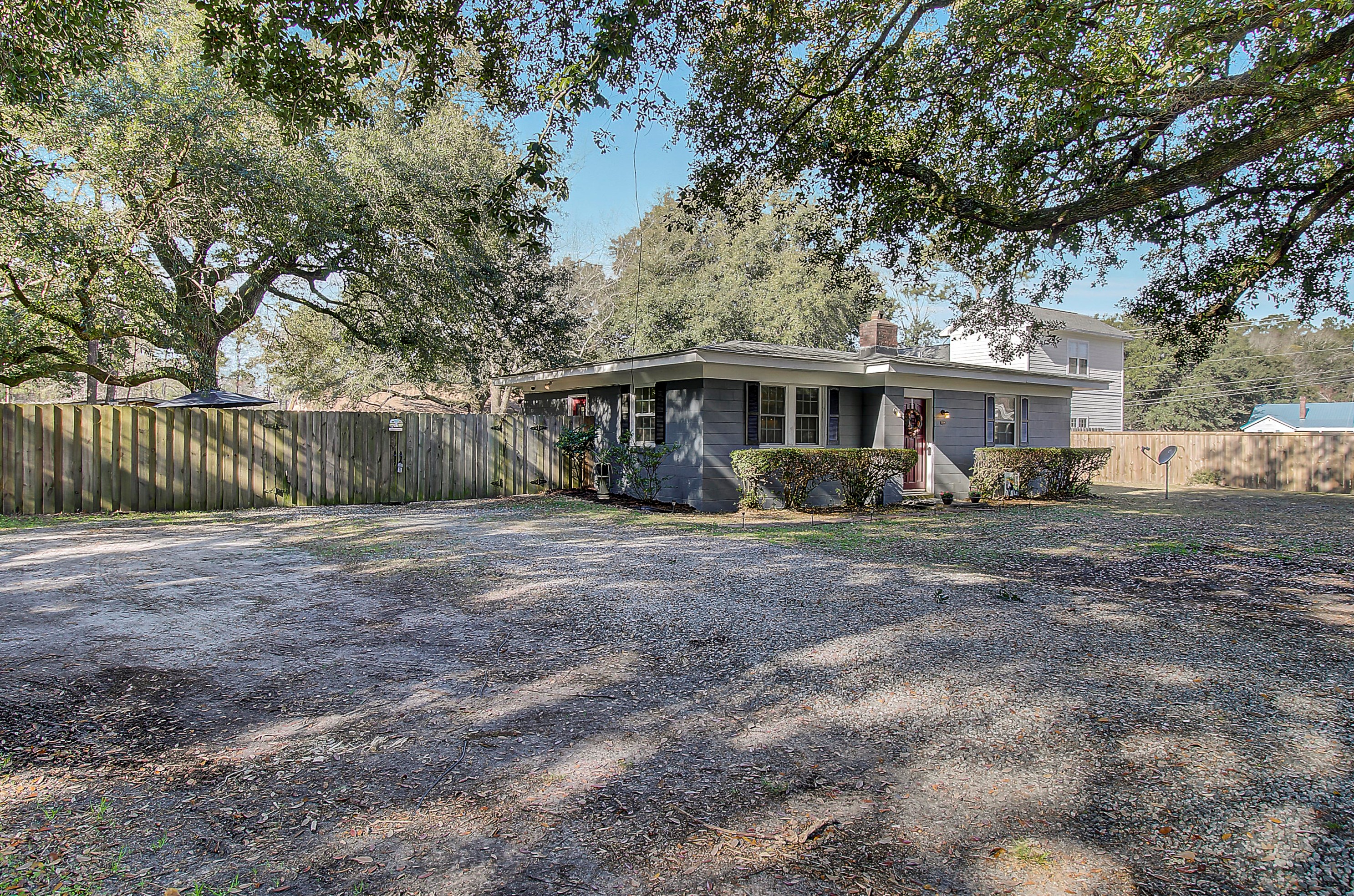 6247 Bevington Rd, Meggett, SC 29449
