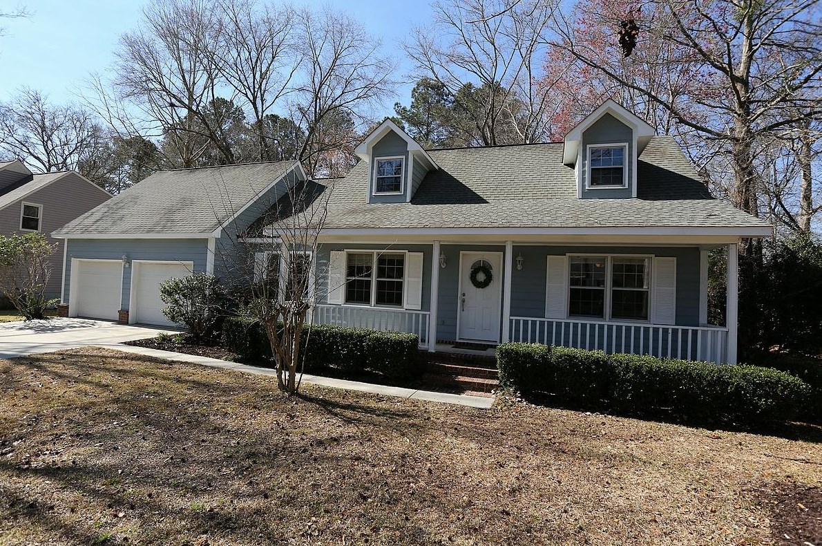 208 Fort St, Summerville, SC 29485-8353