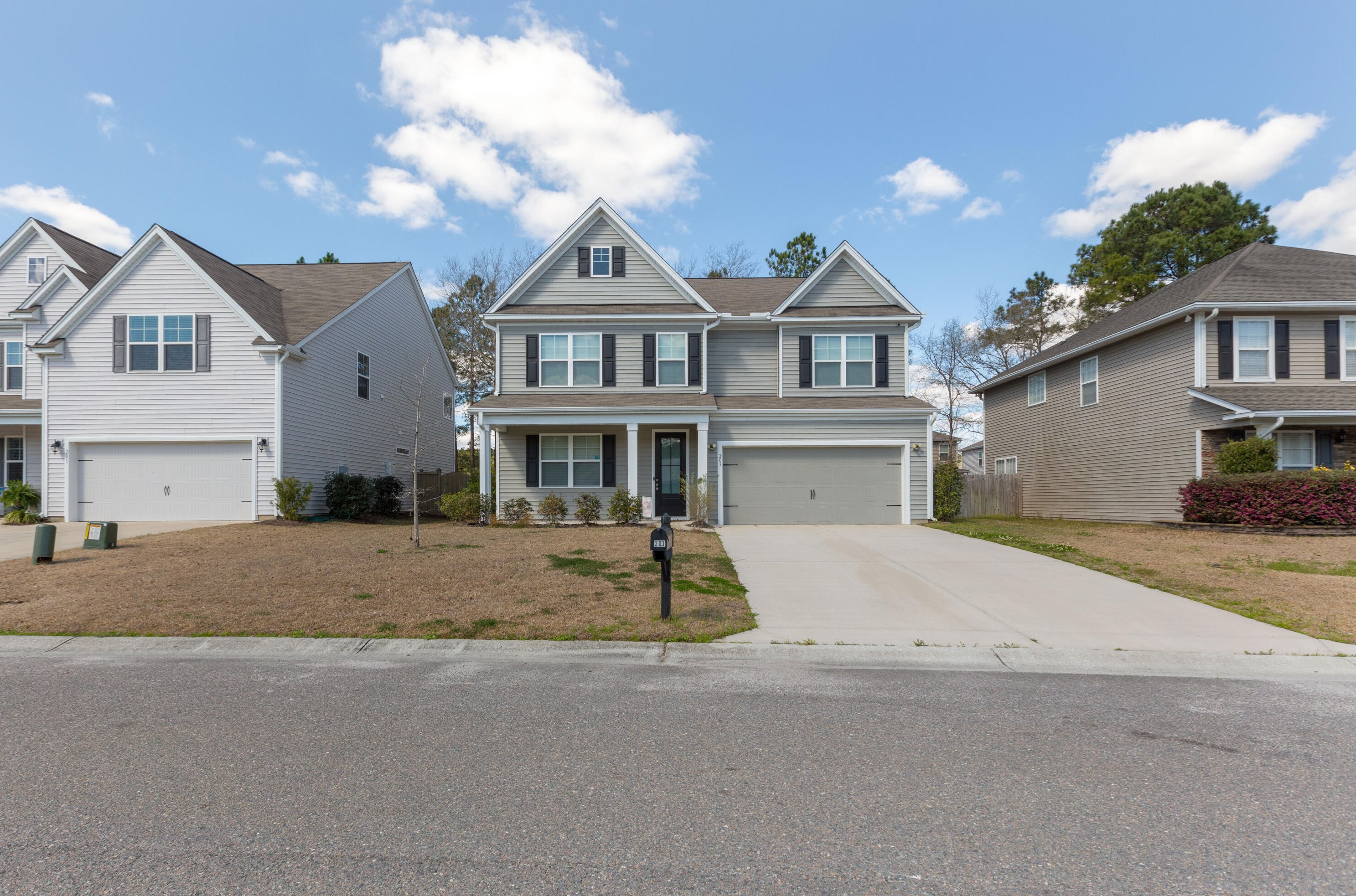 203 Sabal Palmetto Ct, Moncks Corner, SC 29461-8443