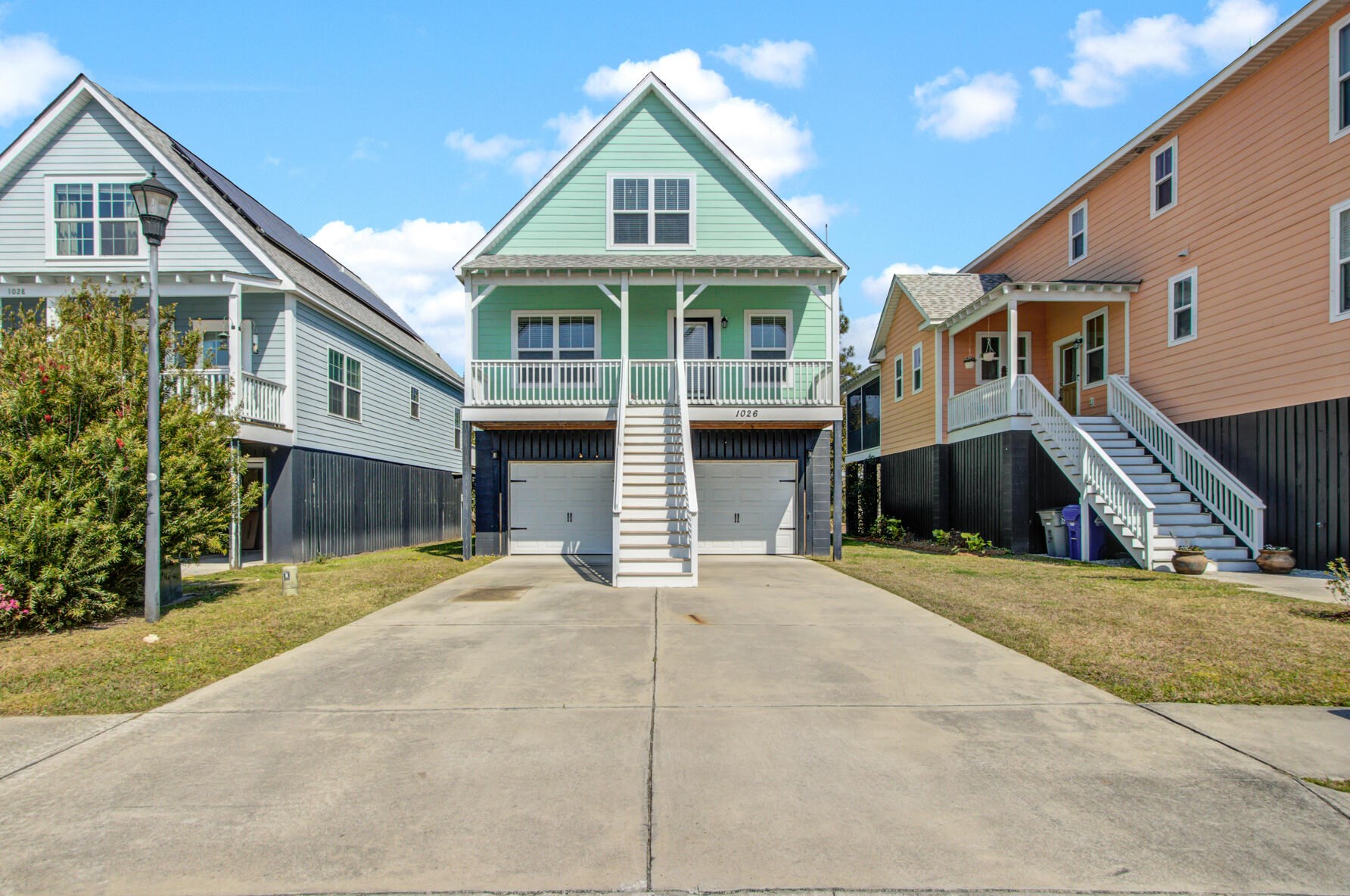 1026 Hunley Waters Cir, Charleston, SC 29405-7266