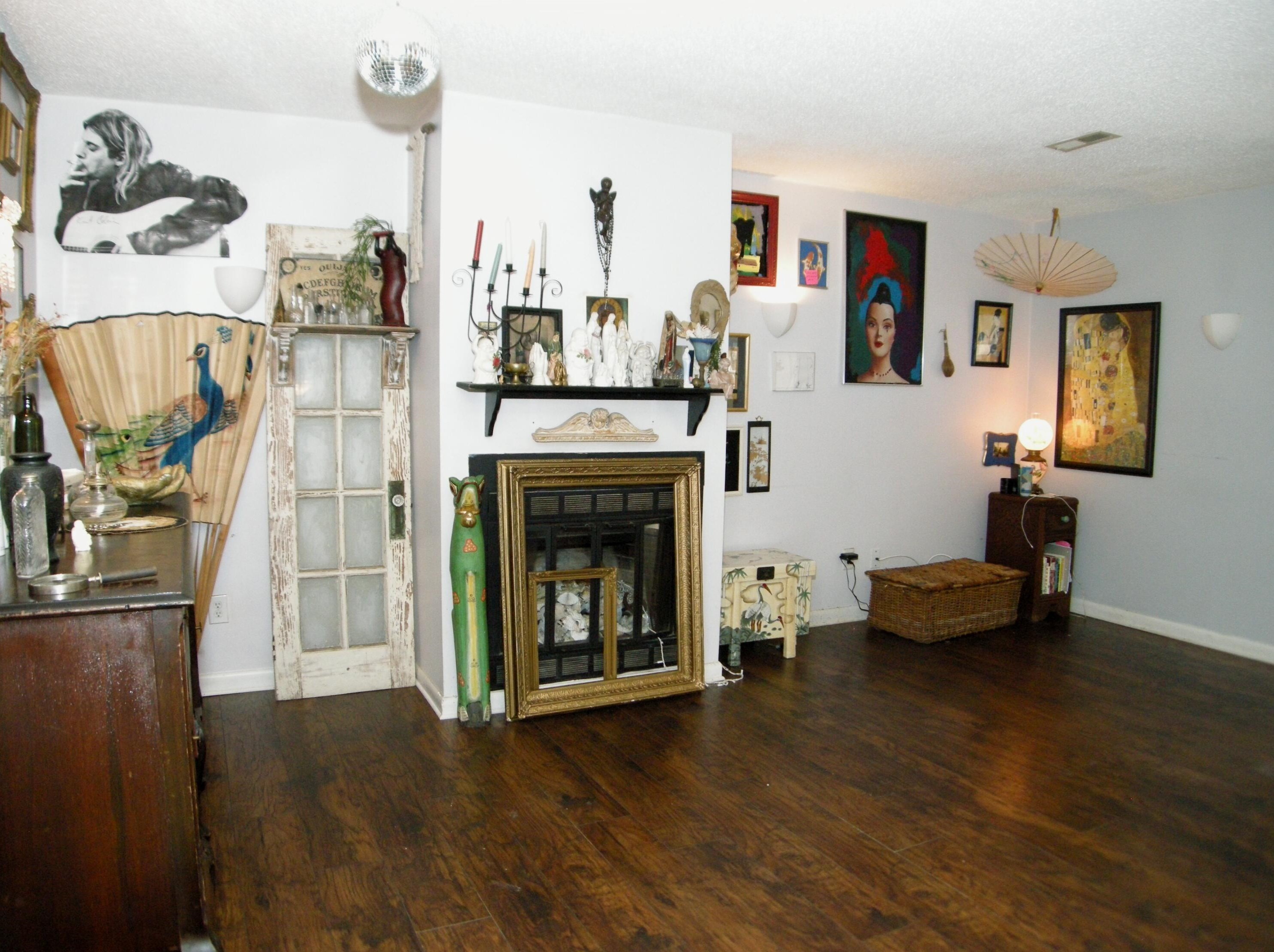 231 Tupperway Dr, Summerville, SC 29483-2521
