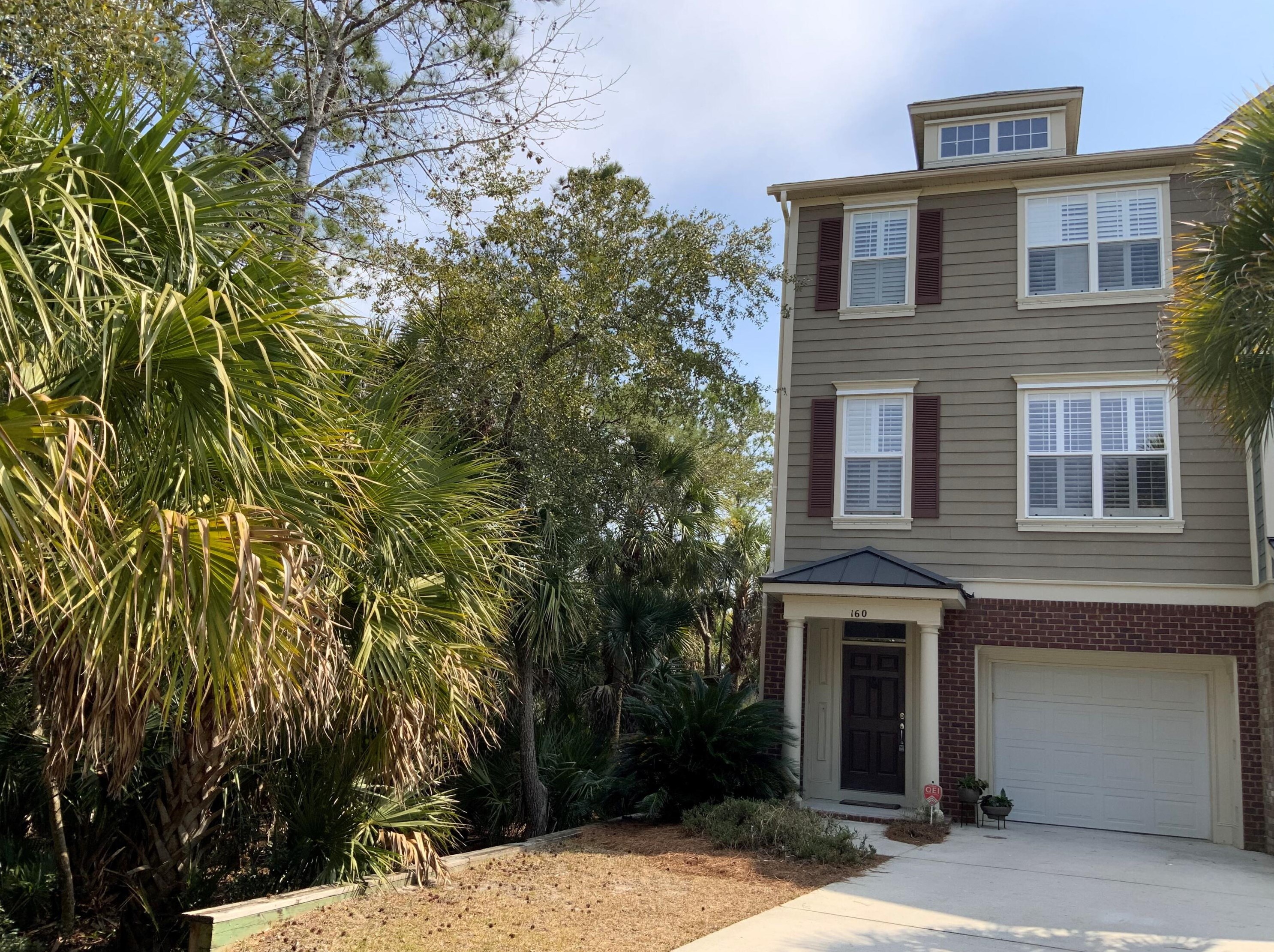 160 Palm Cove Way, Mount Pleasant SC  29466-8160 exterior