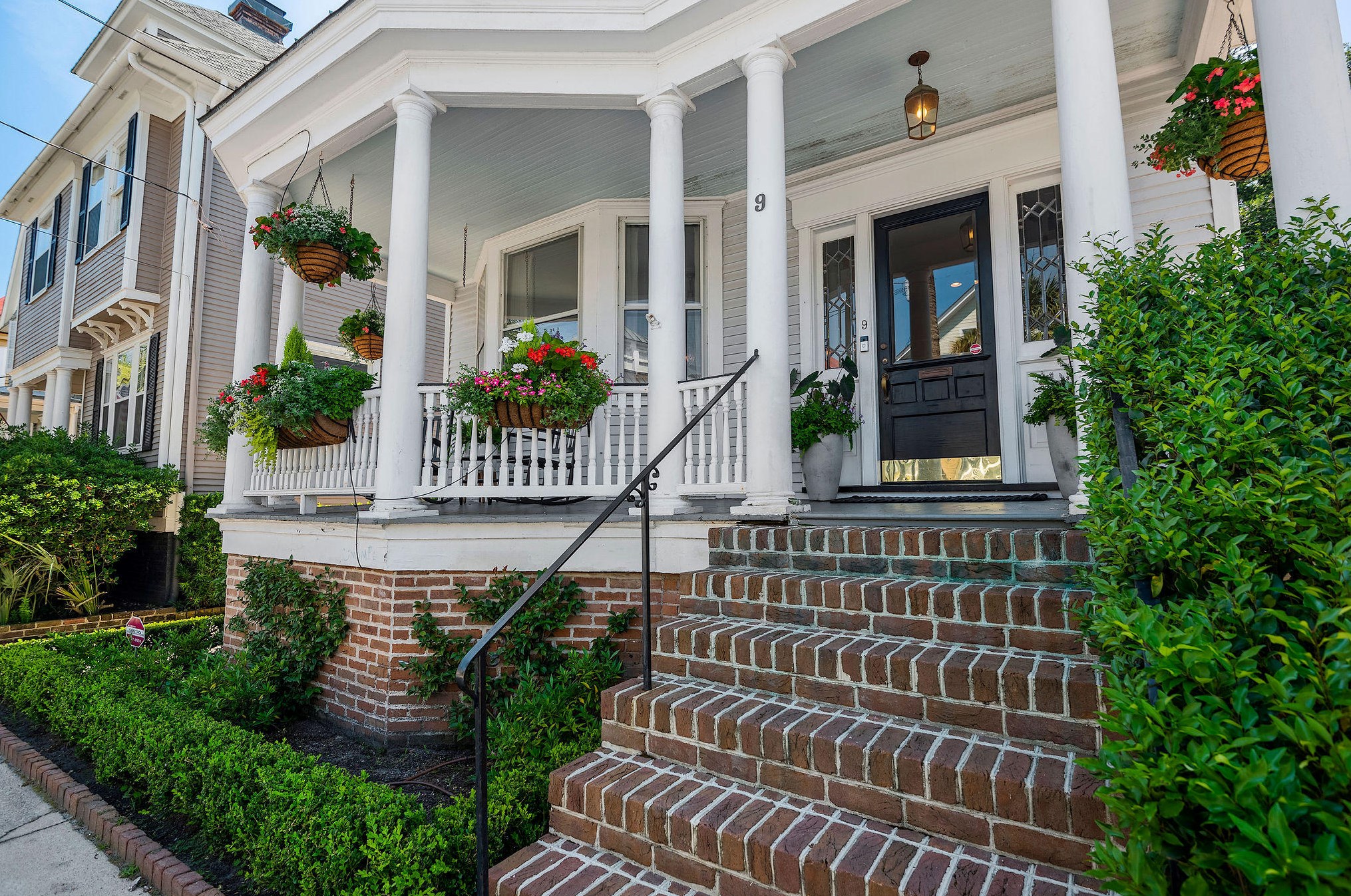 9 Colonial St, Charleston, SC 29401-1807