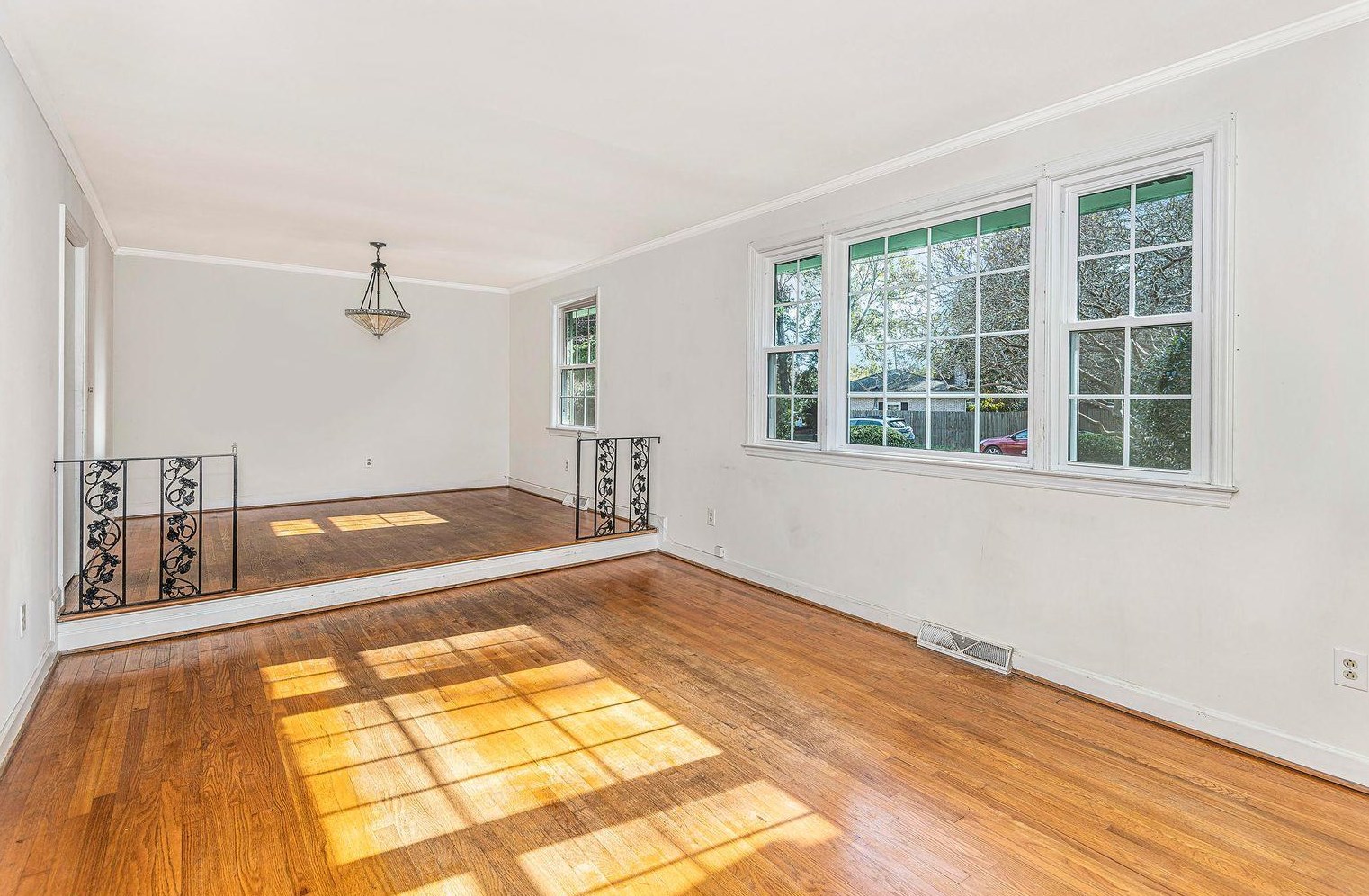 1395 Lenevar Dr, Charleston SC  29407-5149 exterior