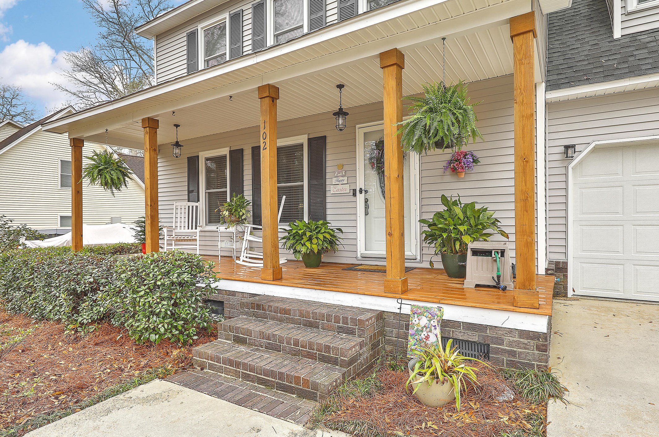 102 Garbon Dr, Summerville, SC 29485