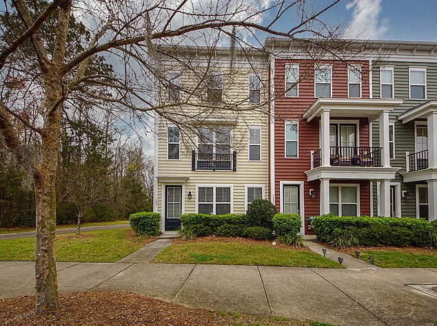 1597 Bluewater Way, Charleston, SC 29414-7925