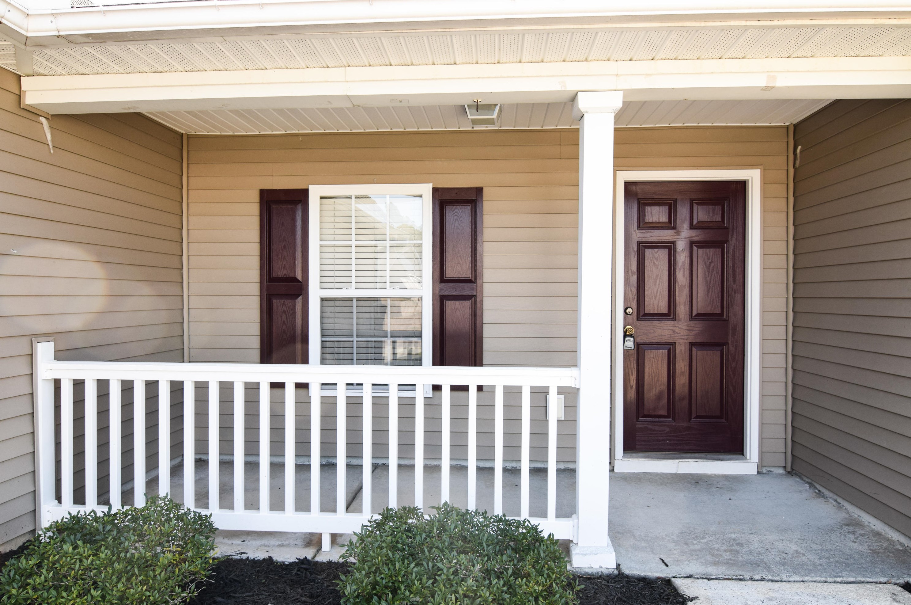 245 Border Rd, Charleston, SC 29445-9643