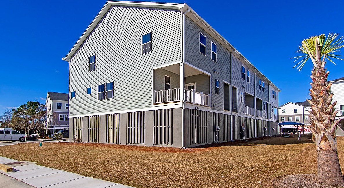 205 Winding River Dr, Johns Island, SC 29455
