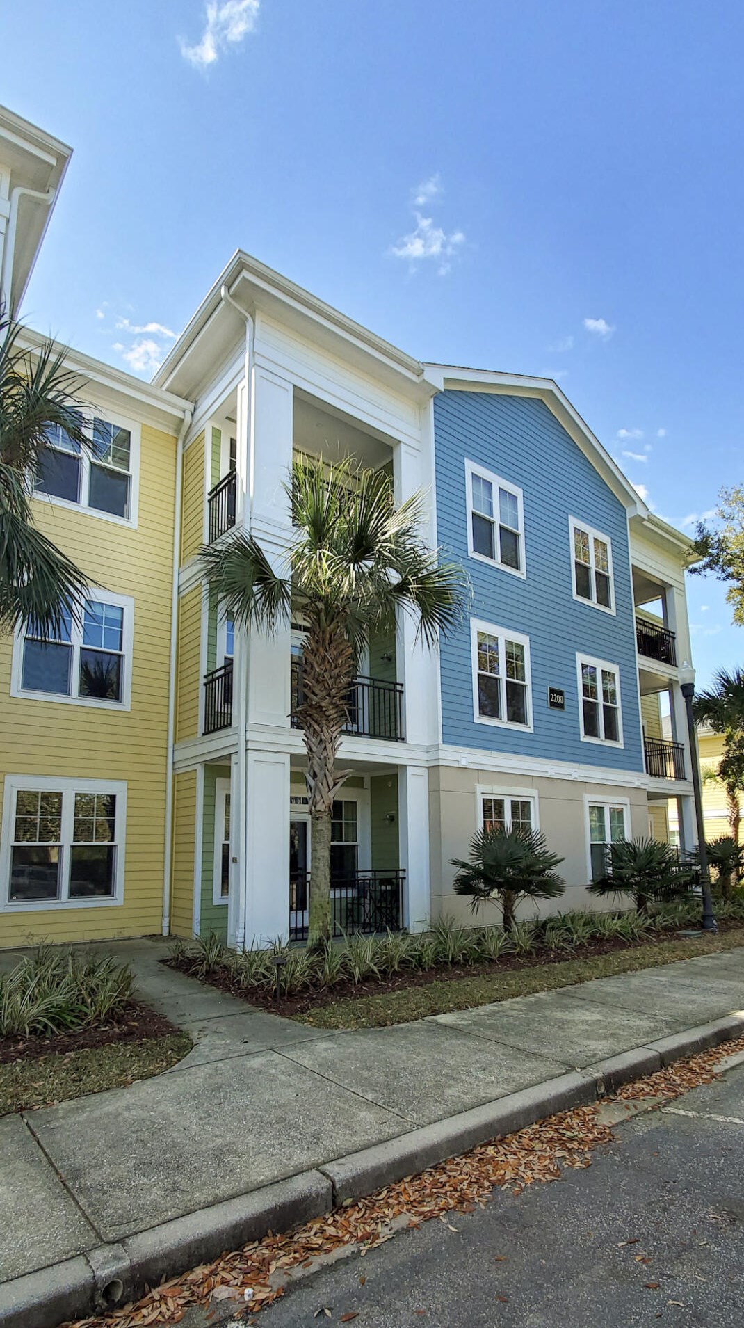 2200 Belle Isle Ave #202, Mount Pleasant, SC 29464