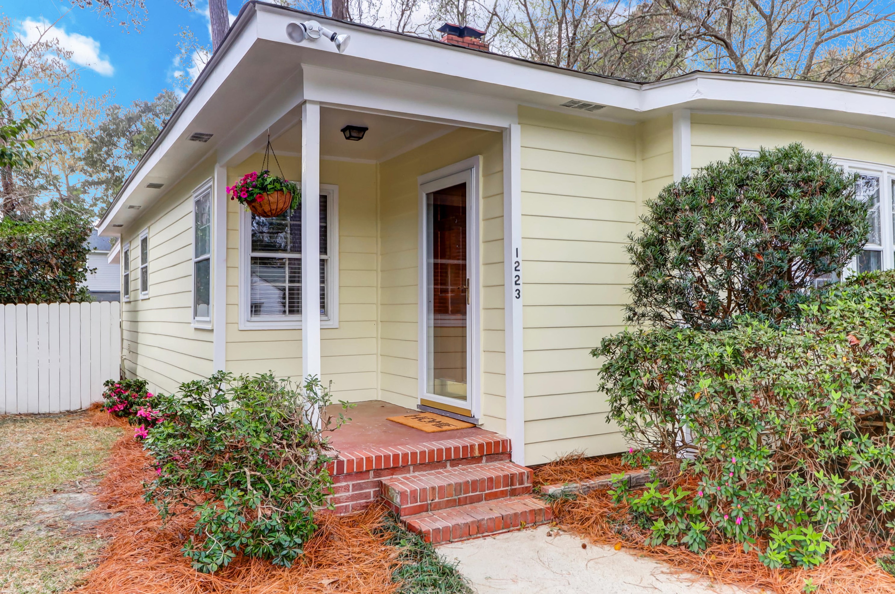 1223 Forestwood Dr, Charleston, SC 29407-7726