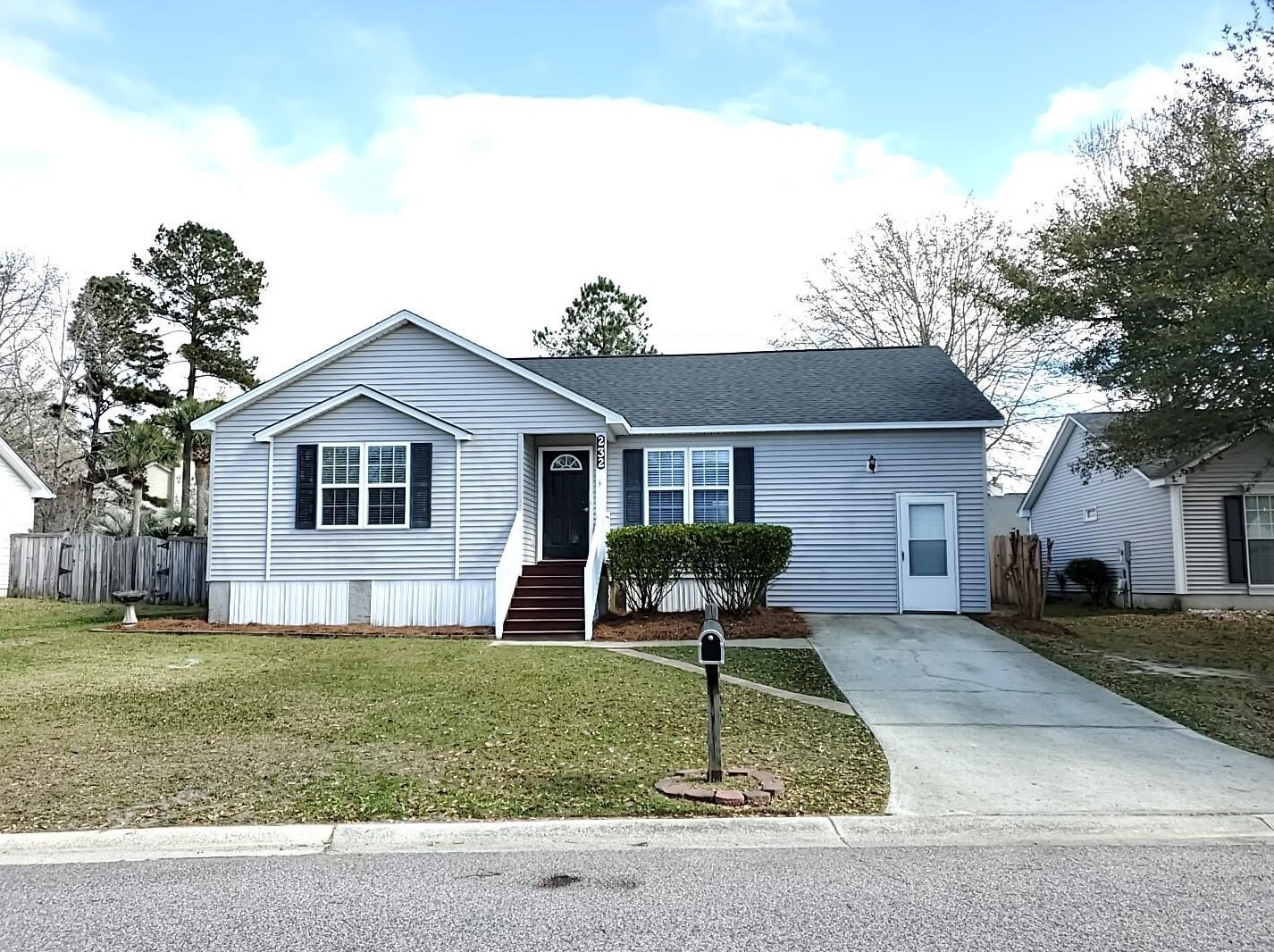 232 Okehampton Dr, Charleston, SC 29445-6607