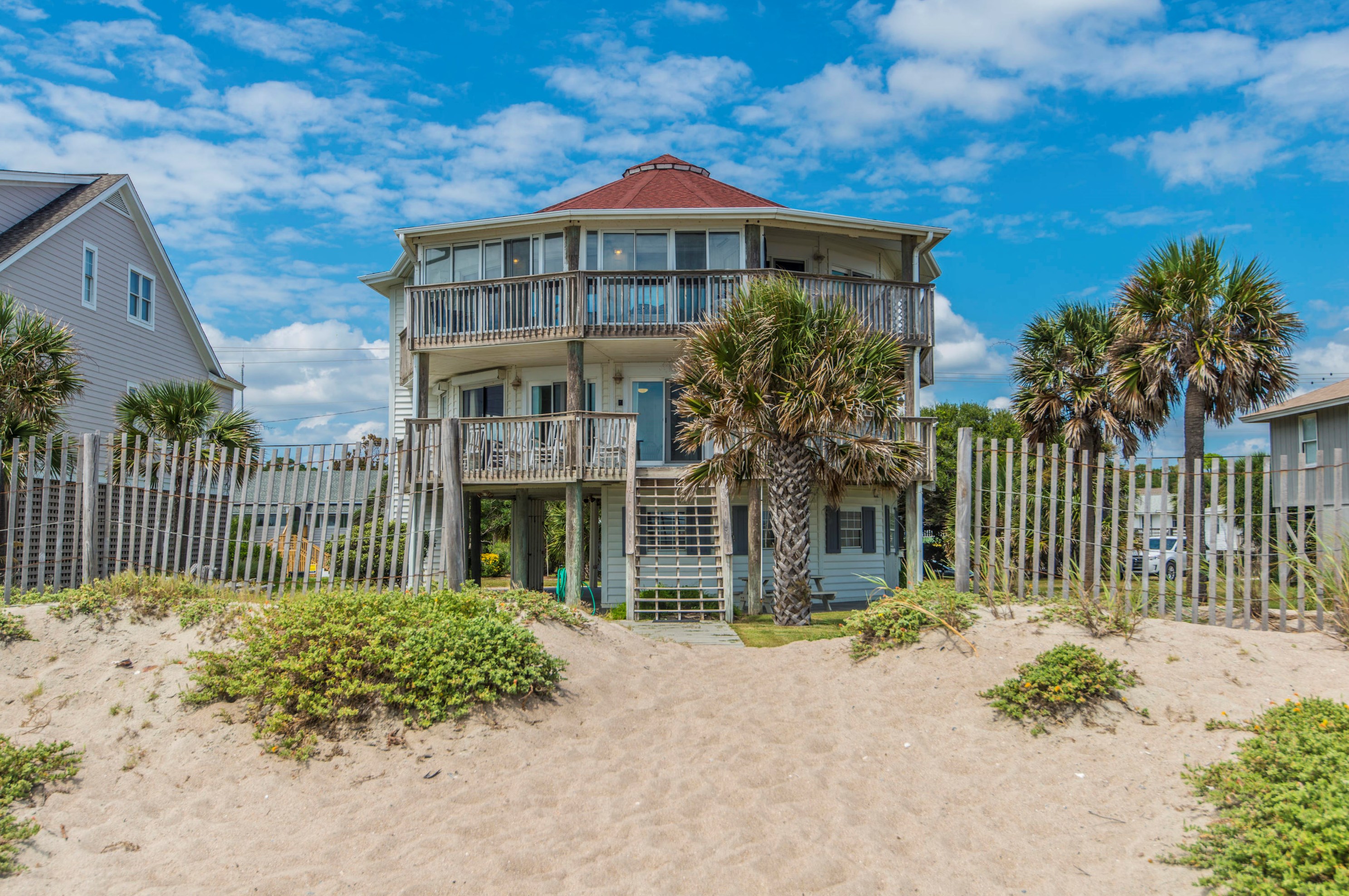 1506 Palmetto, Edisto, SC 29438