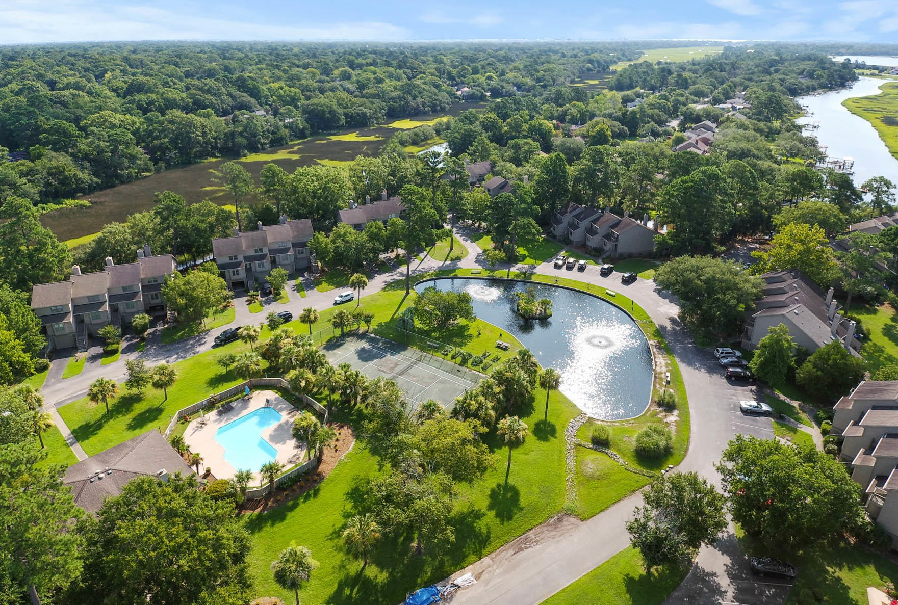 142 River Breeze Dr, Charleston, SC 29407-5687
