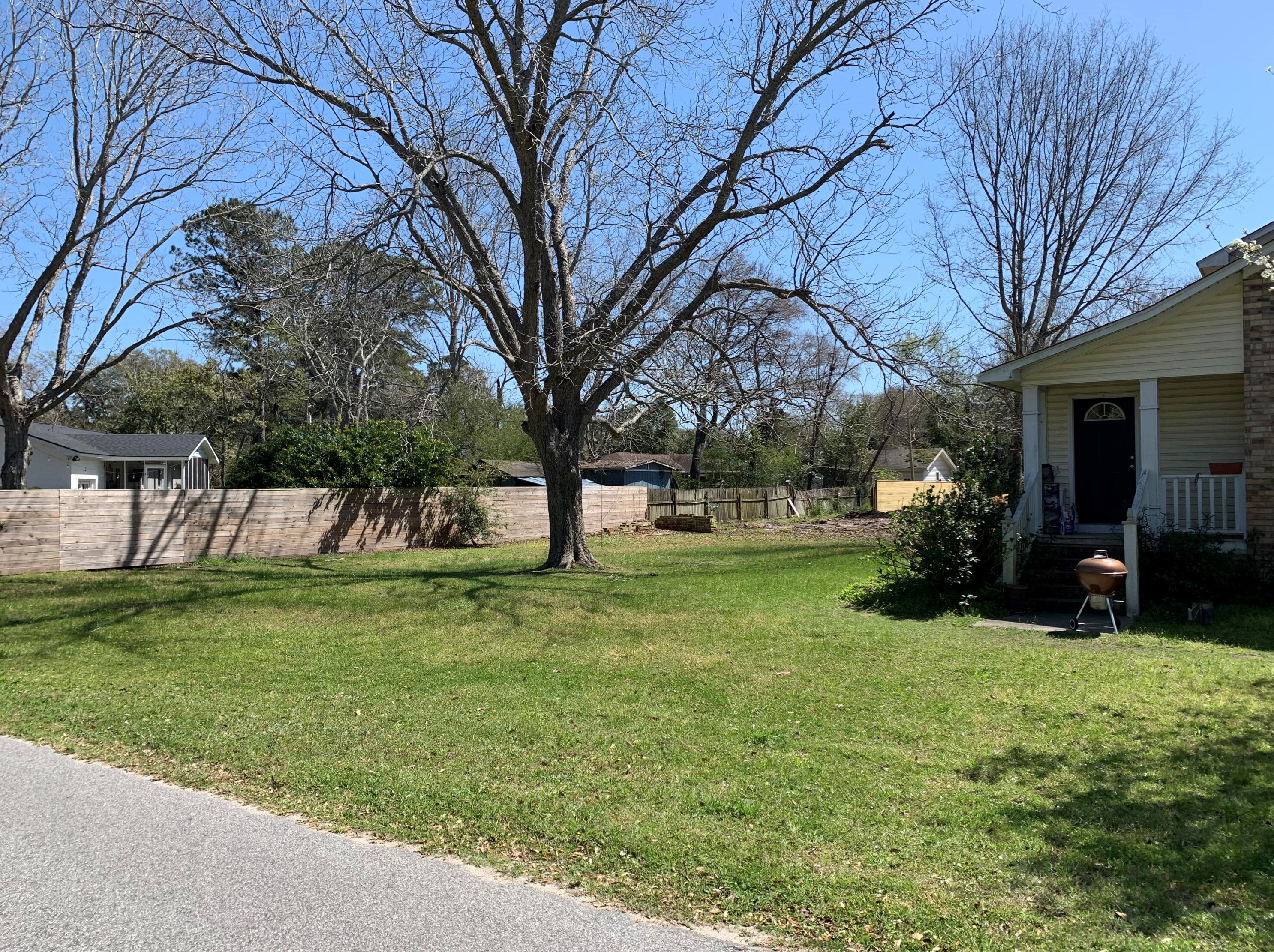 1458 Simmons St, Mount Pleasant, SC 29464