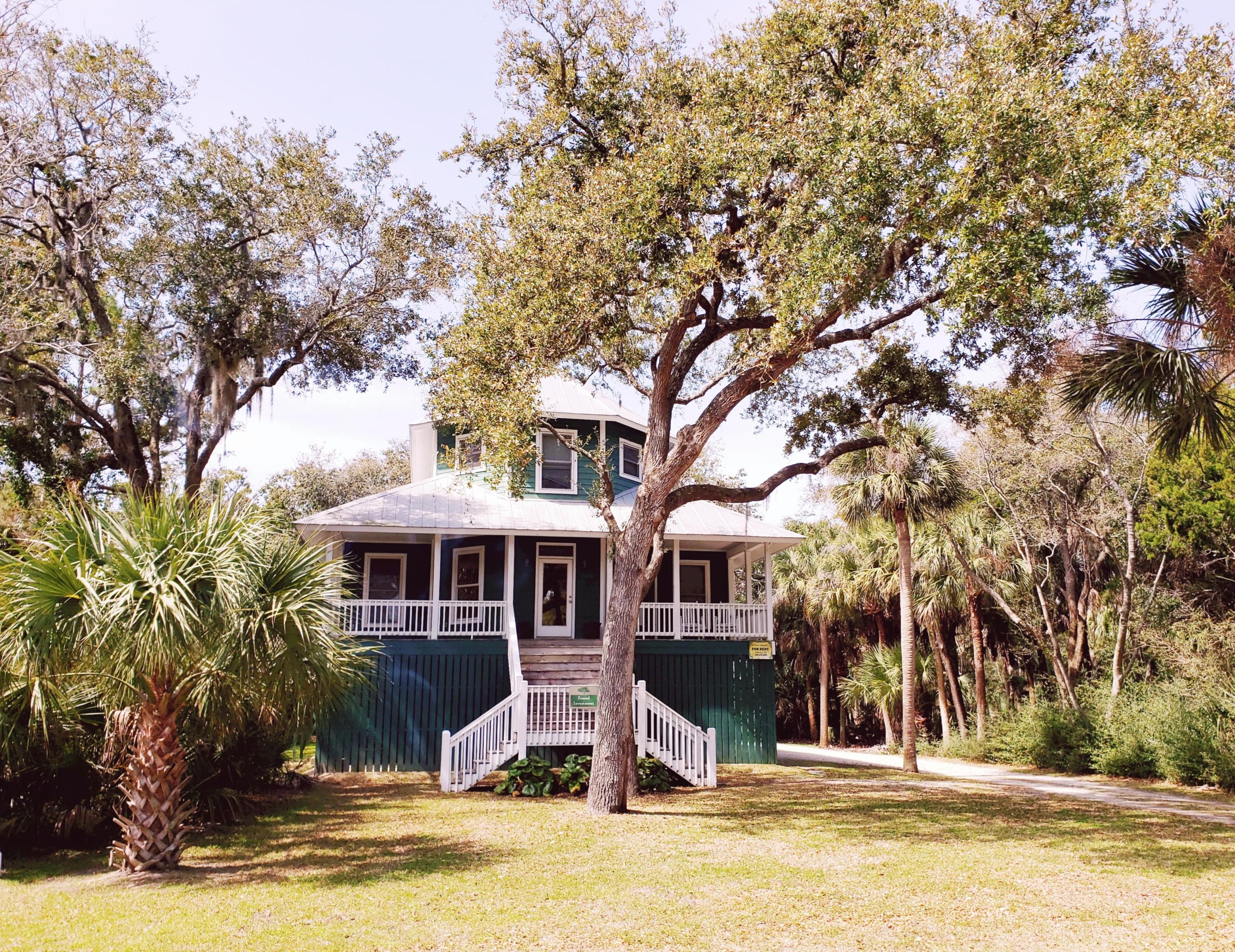 3320 Myrtle St, Edisto, SC 29438-3713