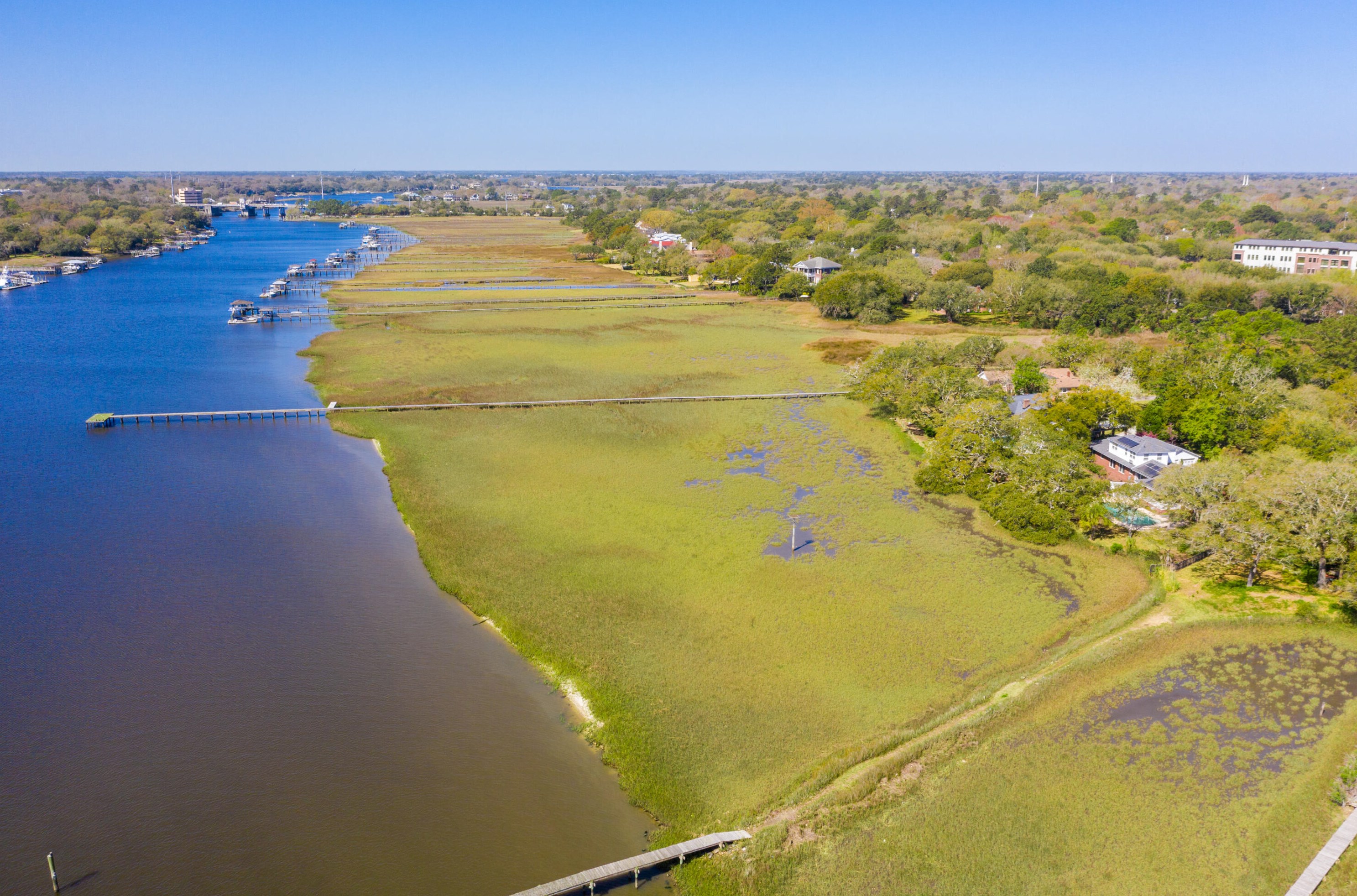 7 Albemarle Rd, Charleston, SC 29407-7520