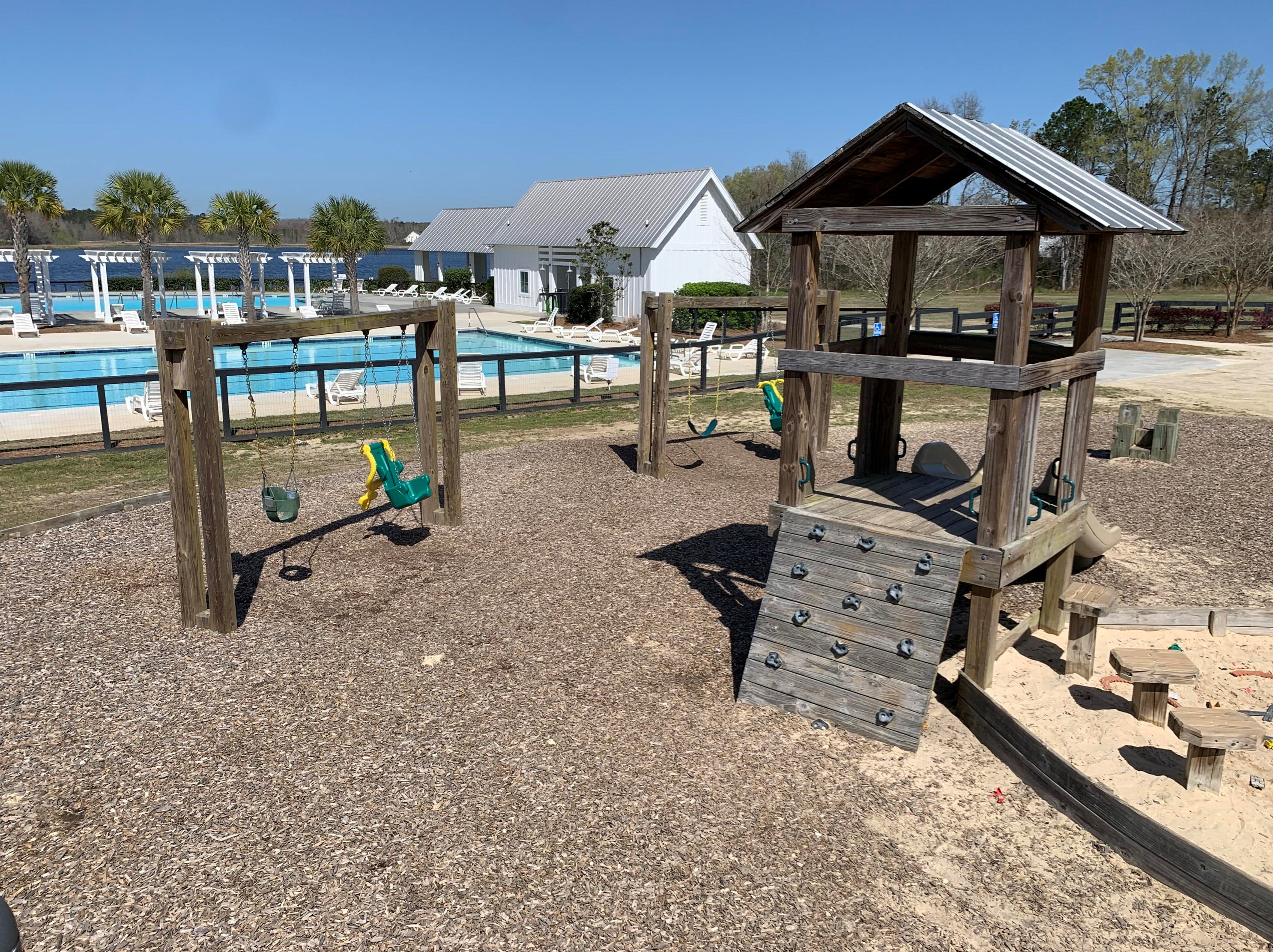 133 Yorkshire Dr, Moncks Corner SC  29461 exterior