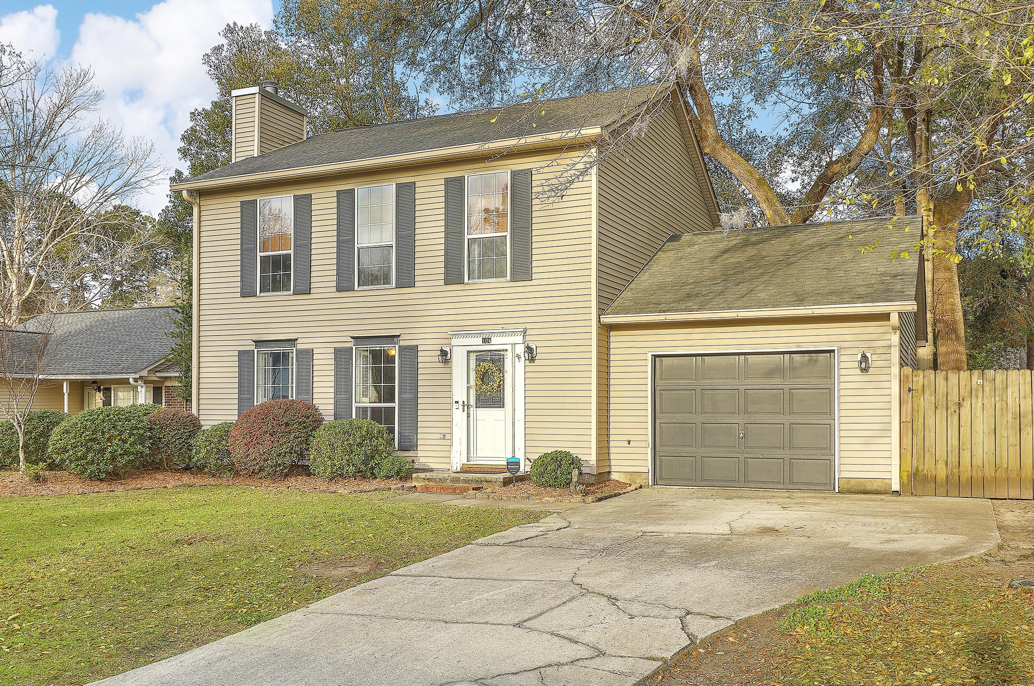 104 Parish Parc Dr, Summerville, SC 29485-8262