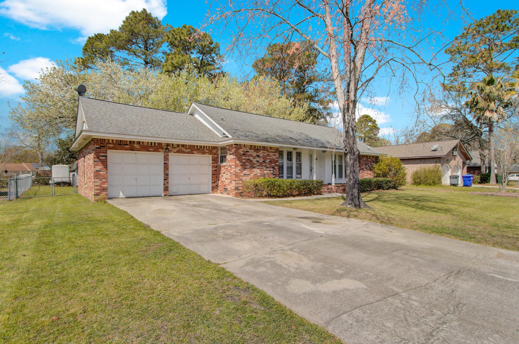 8141 Poplar Ridge Rd, Charleston, SC 29406-7800