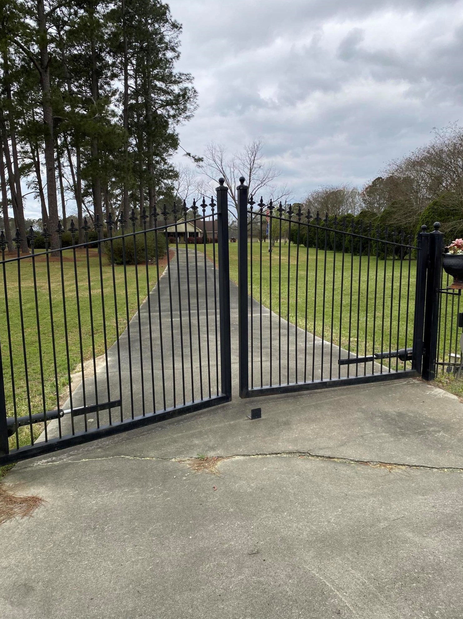 3352 Cattle Creek Rd, Branchville, SC 29432