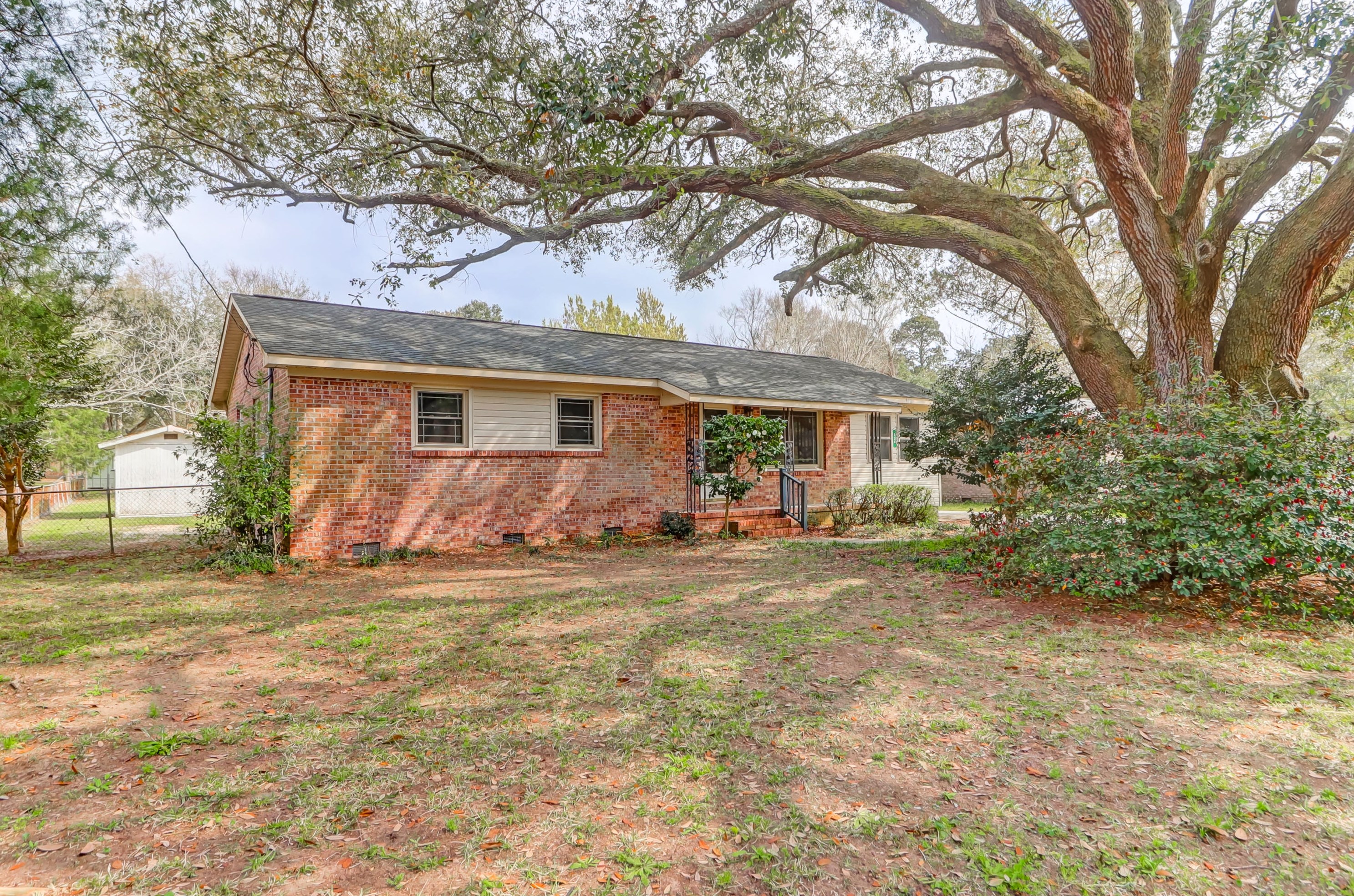 928 Hood St, Charleston, SC 29412-5204