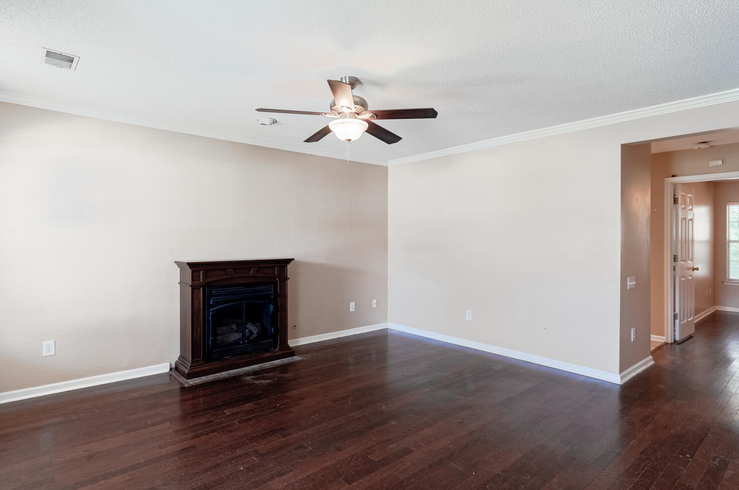 3188 Queensgate Way, Mount Pleasant, SC 29466