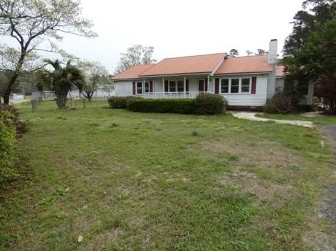 1049 Forest Lake Dr, Foreston, SC 29102