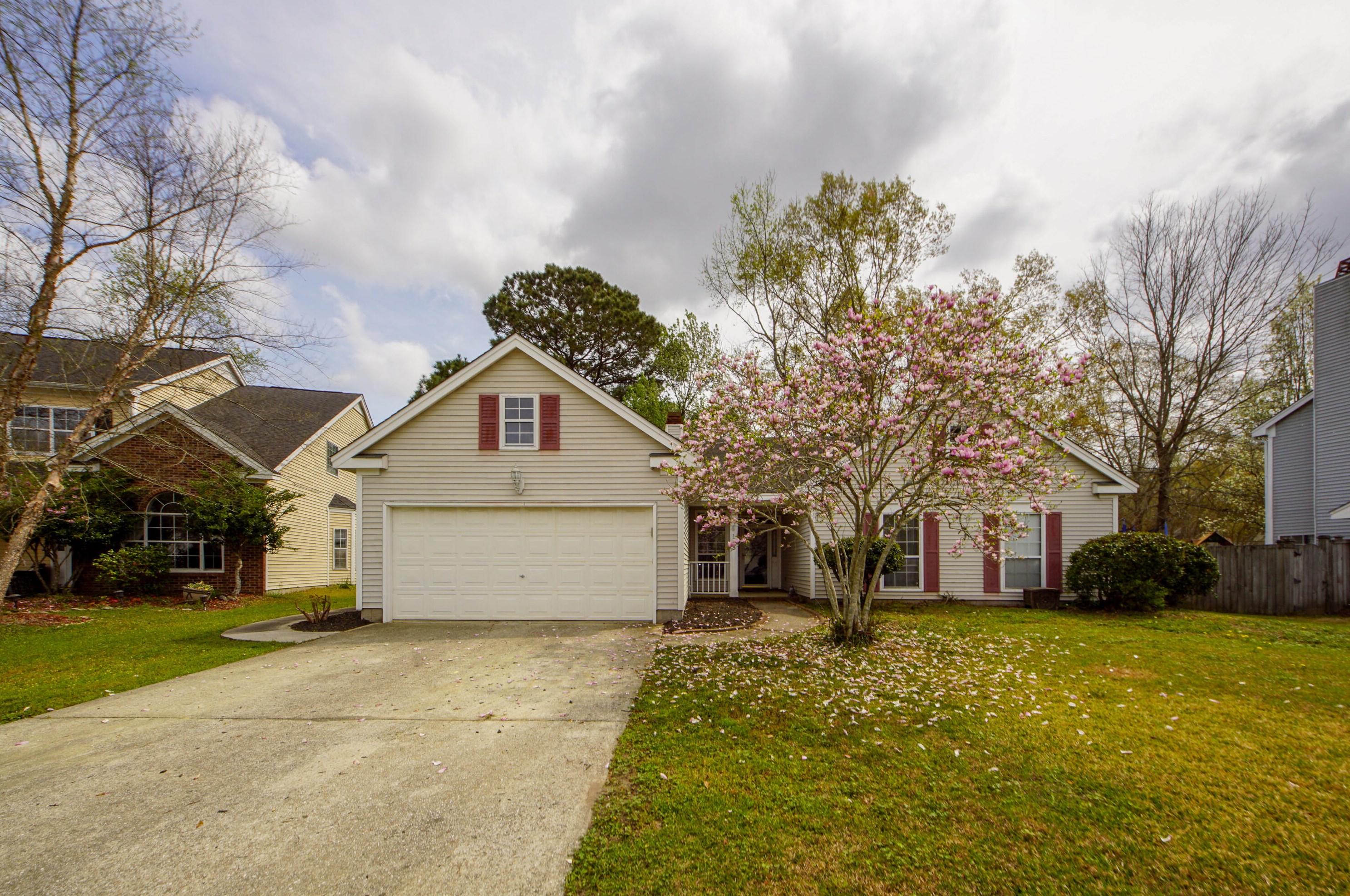 118 Chesterton Dr, Charleston, SC 29445-7015