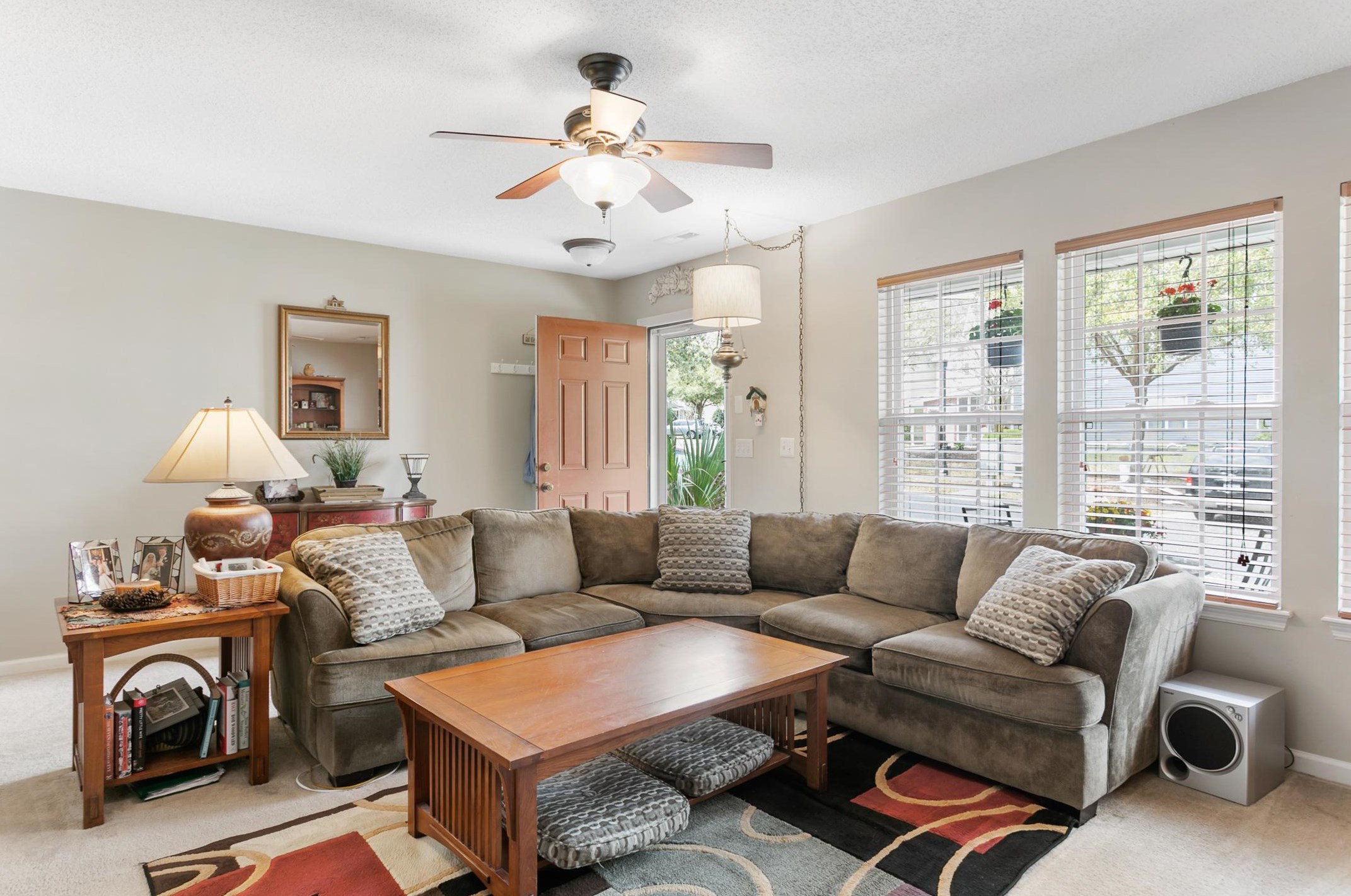 571 Tayrn Dr, Charleston, SC 29492-8238
