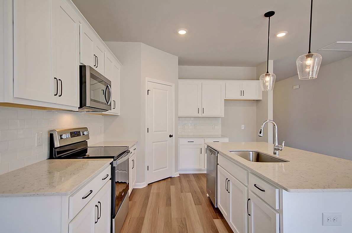 555 Abigail St, Moncks Corner SC  29461 exterior