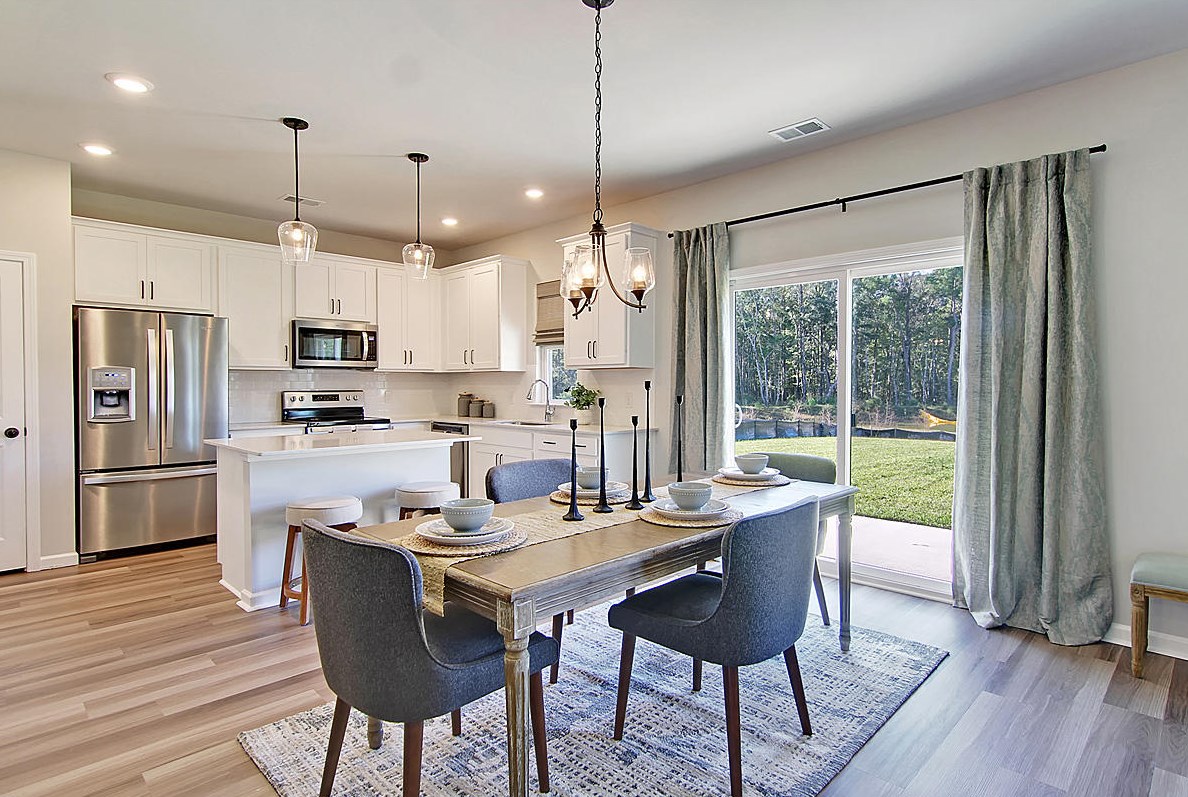 553 Abigail St, Moncks Corner SC  29461 exterior