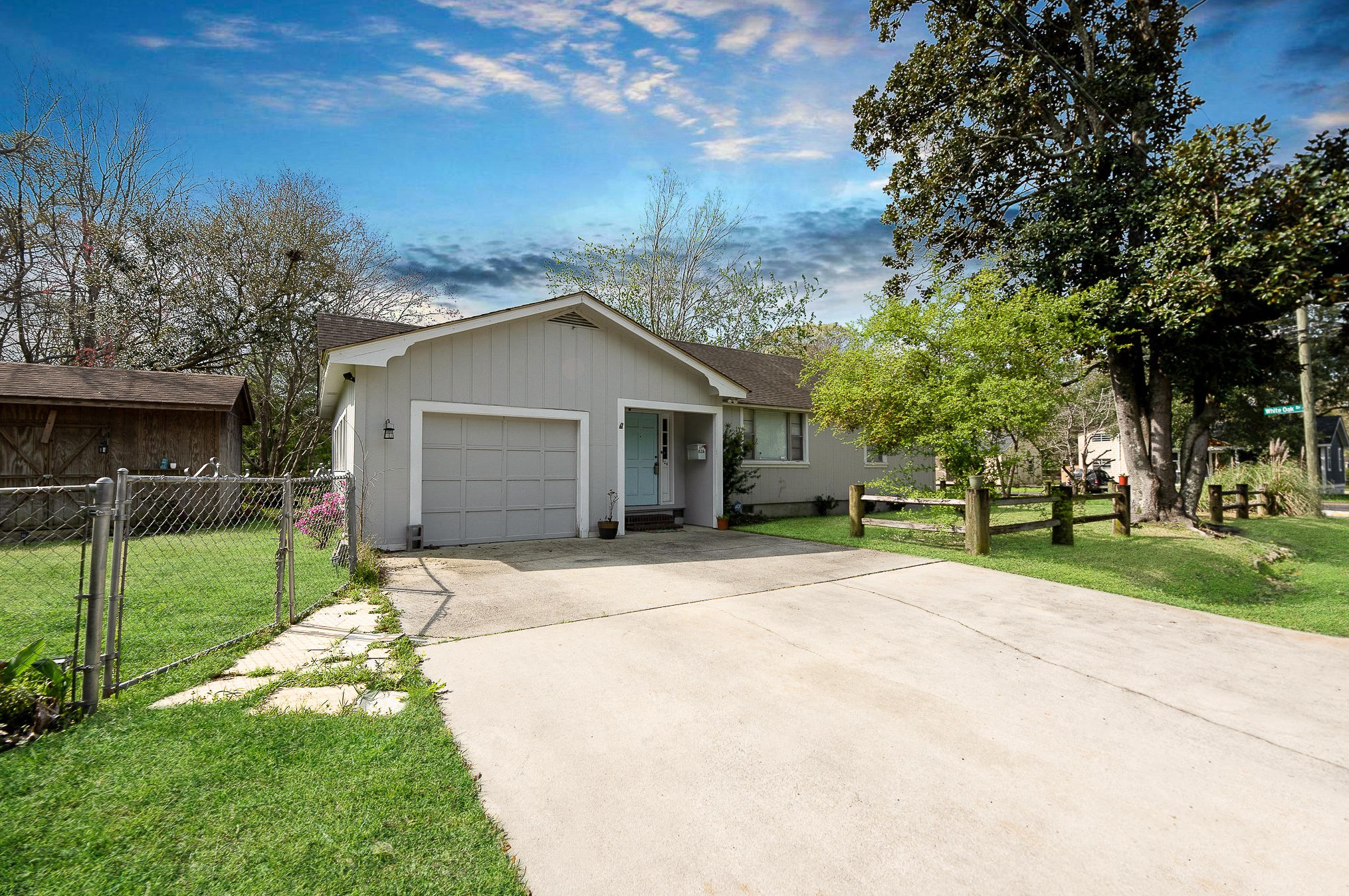 826 White Oak Dr, Charleston, SC 29407-5884