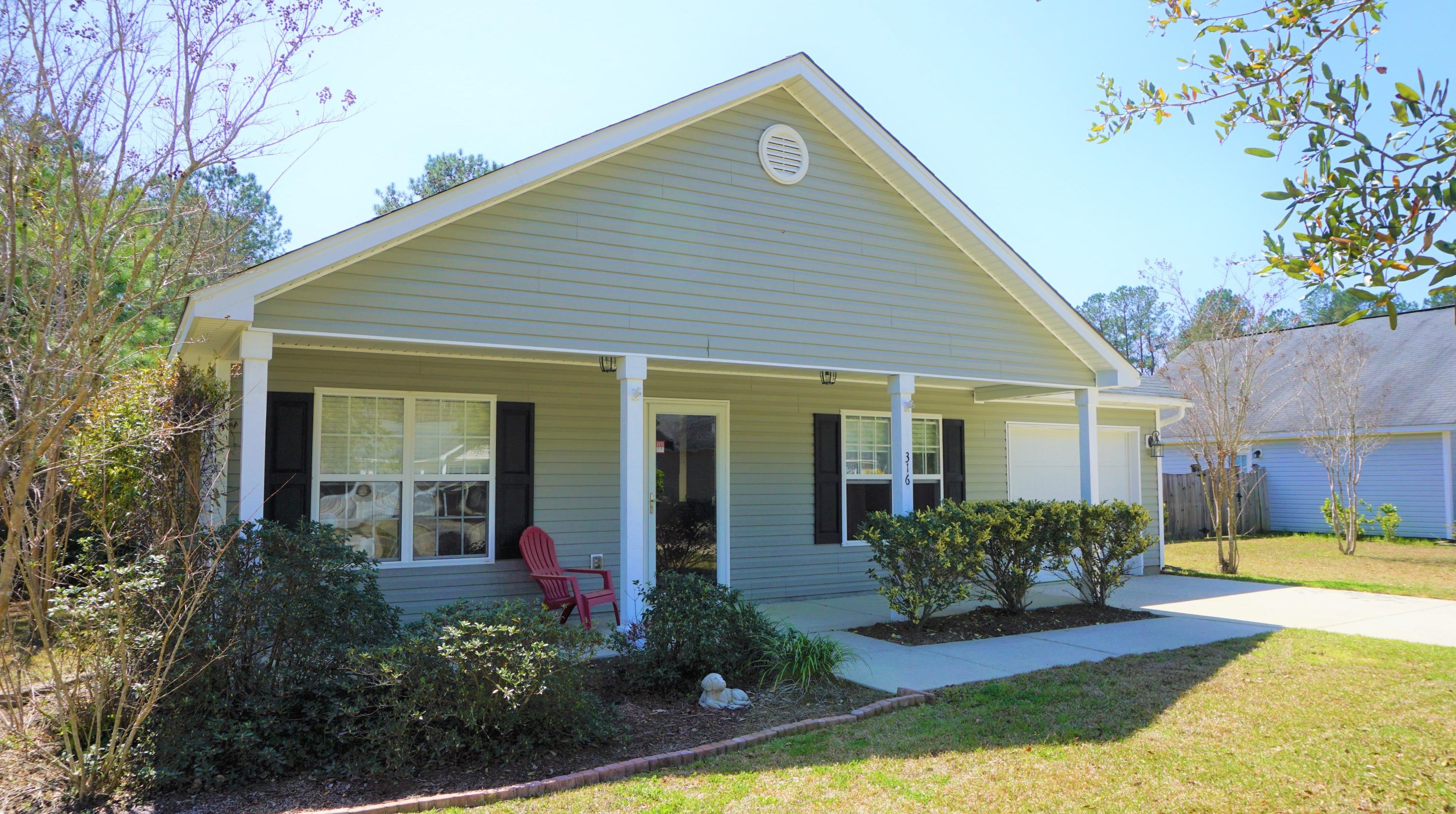316 Winford Ct, Moncks Corner, SC 29461-8878