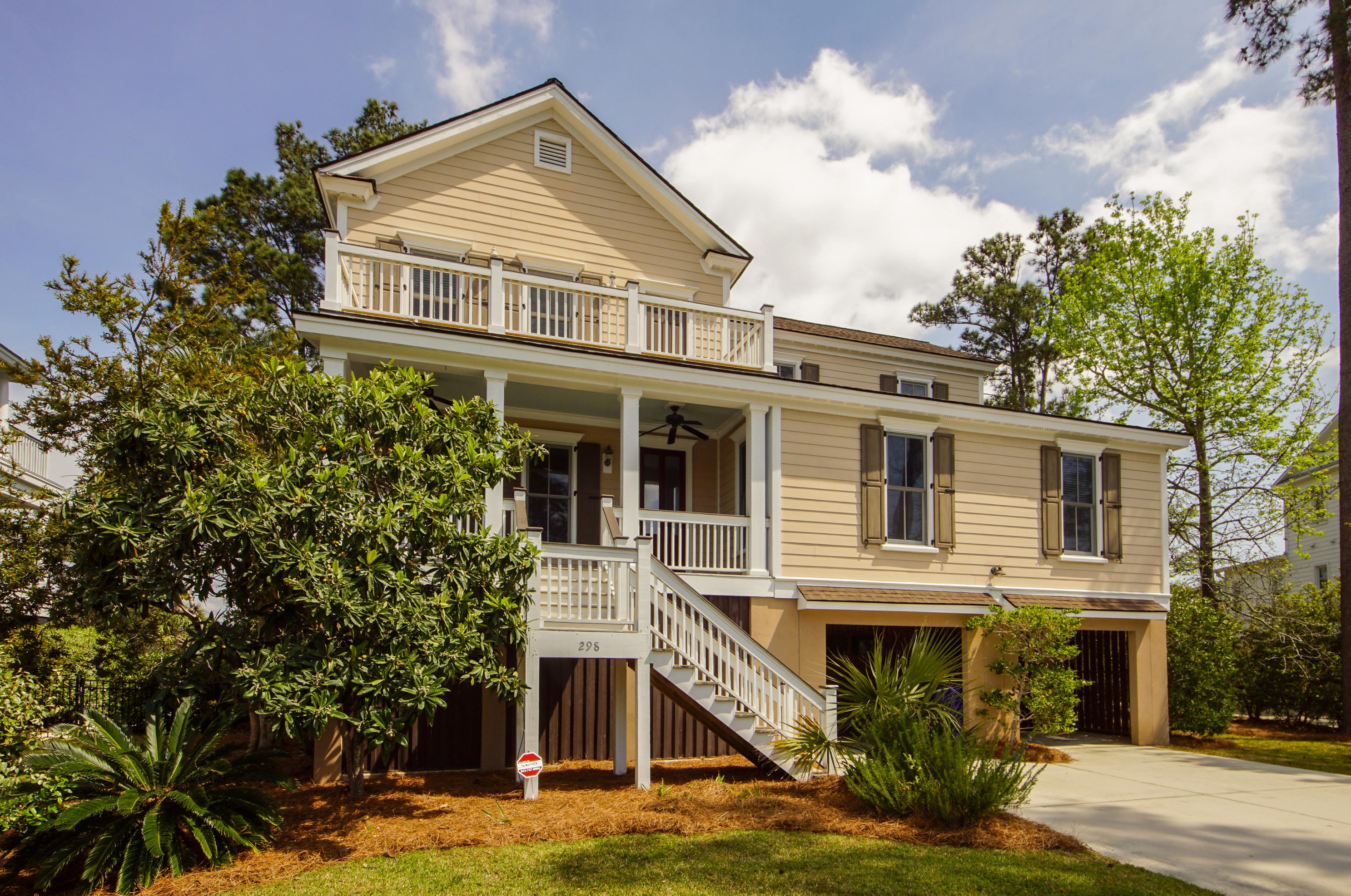 298 River Oak Dr, Mount Pleasant, SC 29464