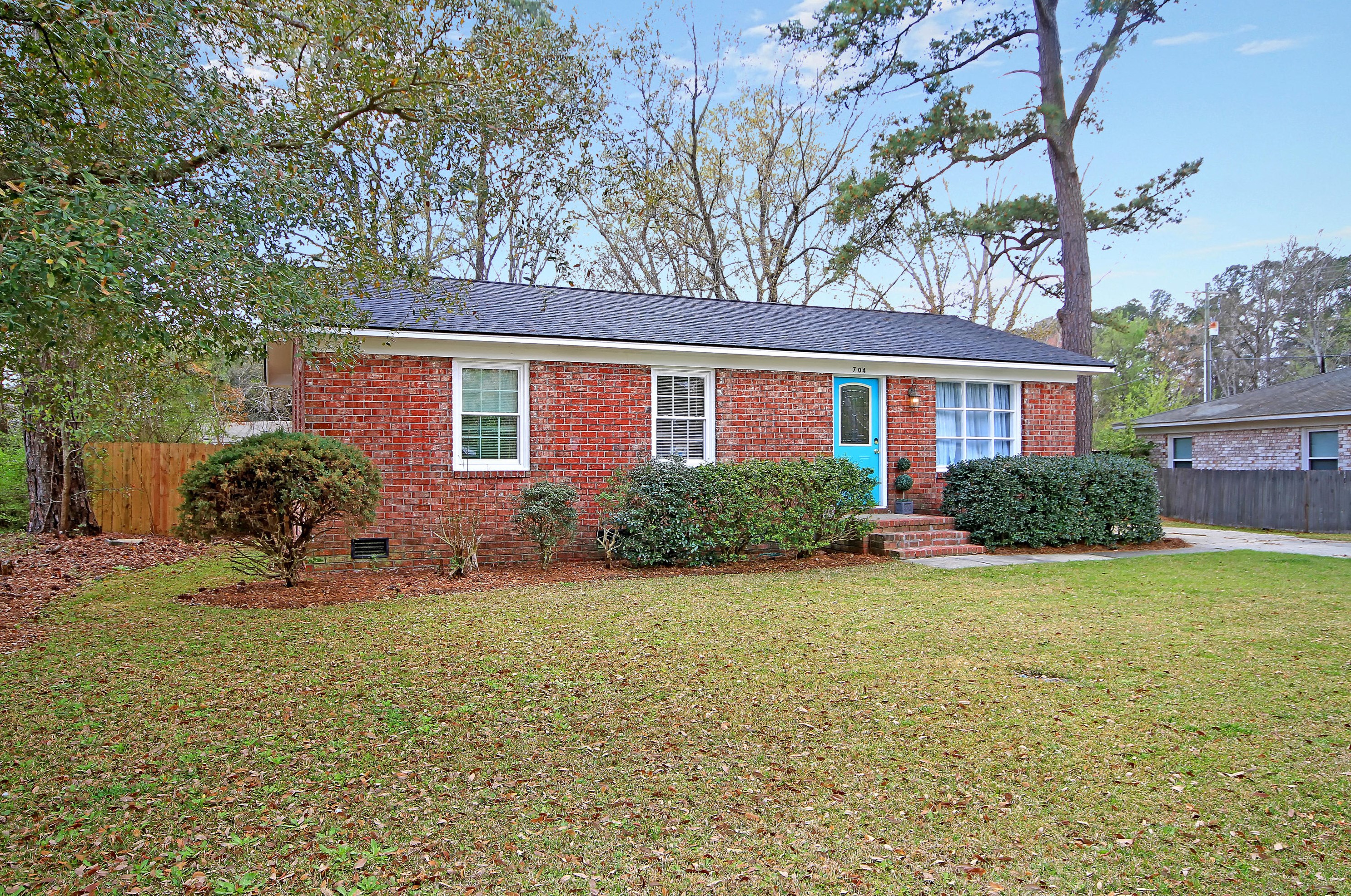 704 Tulip St, Summerville, SC 29483