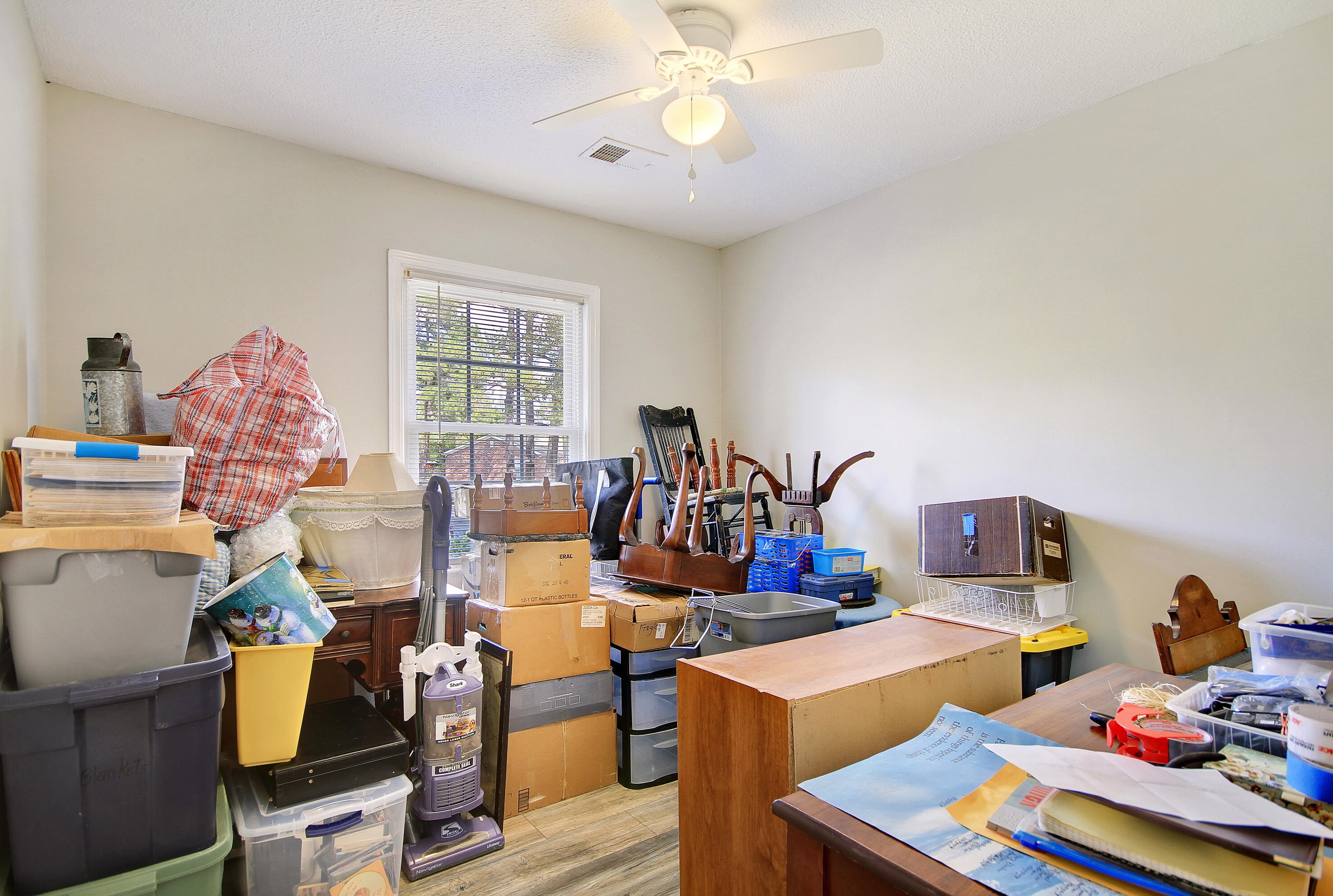 704 Tulip St, Summerville SC  29483-3953 exterior