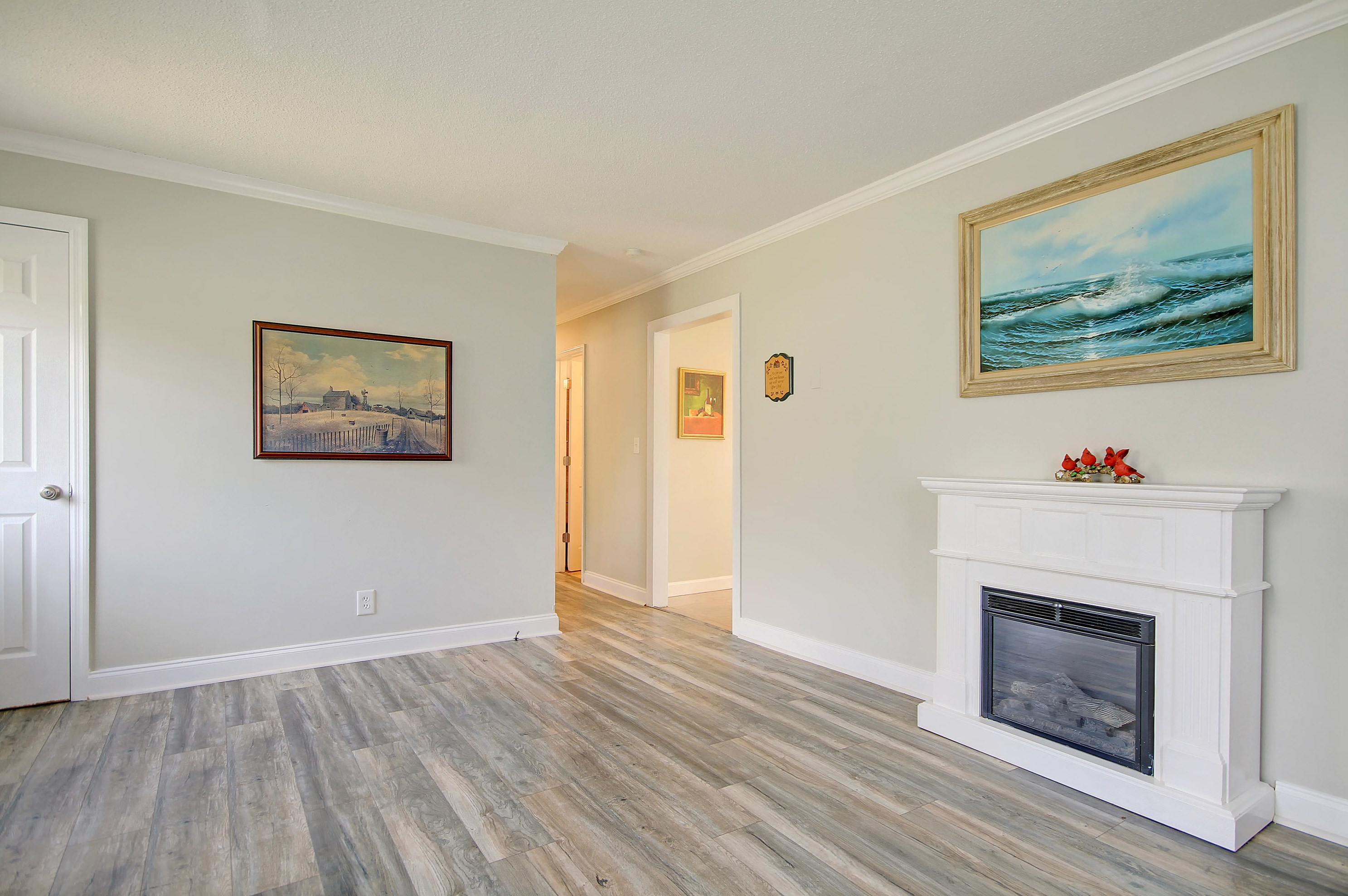 704 Tulip St, Summerville SC  29483-3953 exterior