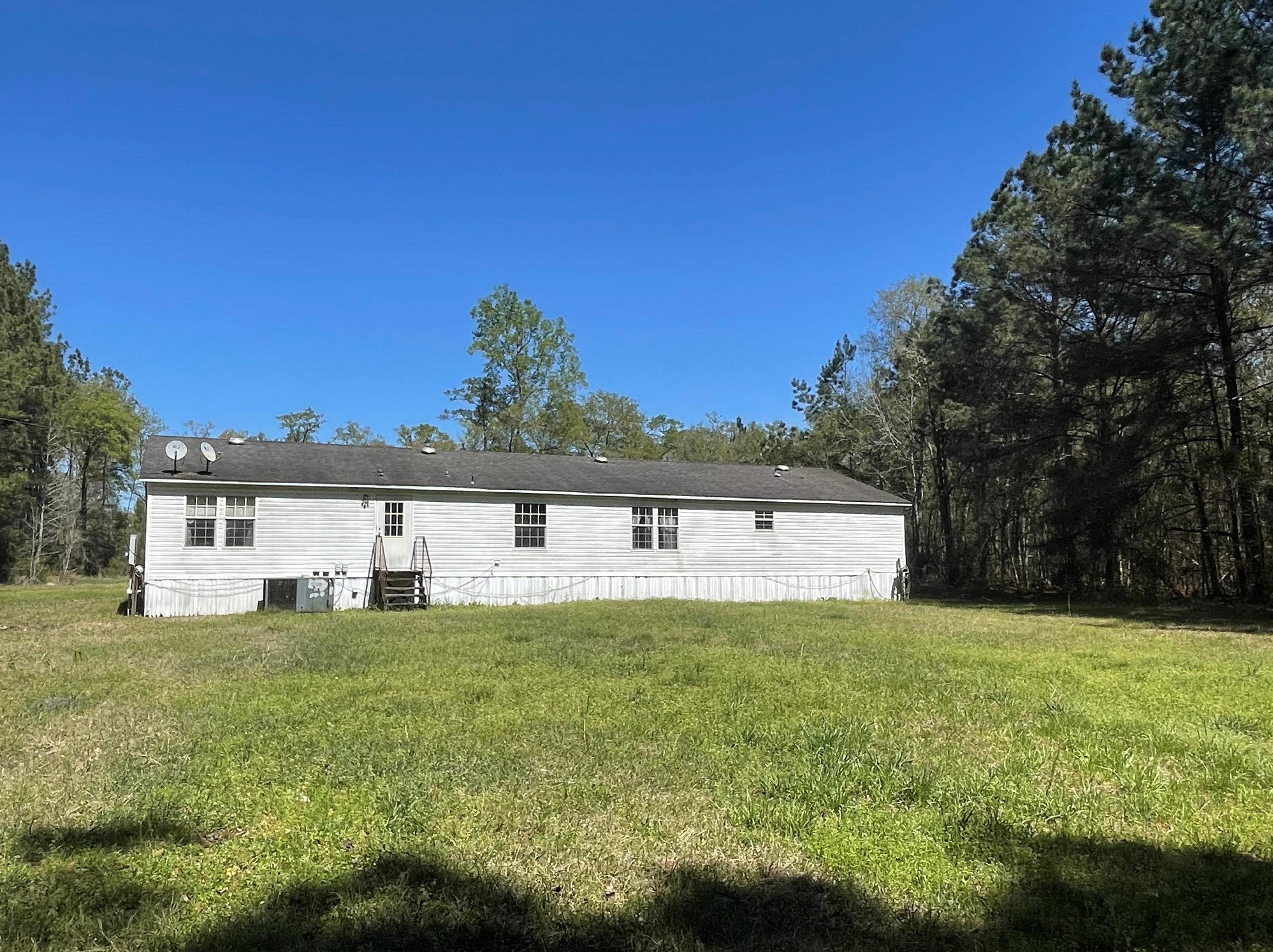 123 Hollis Ct, Walterboro, SC 29488-7461